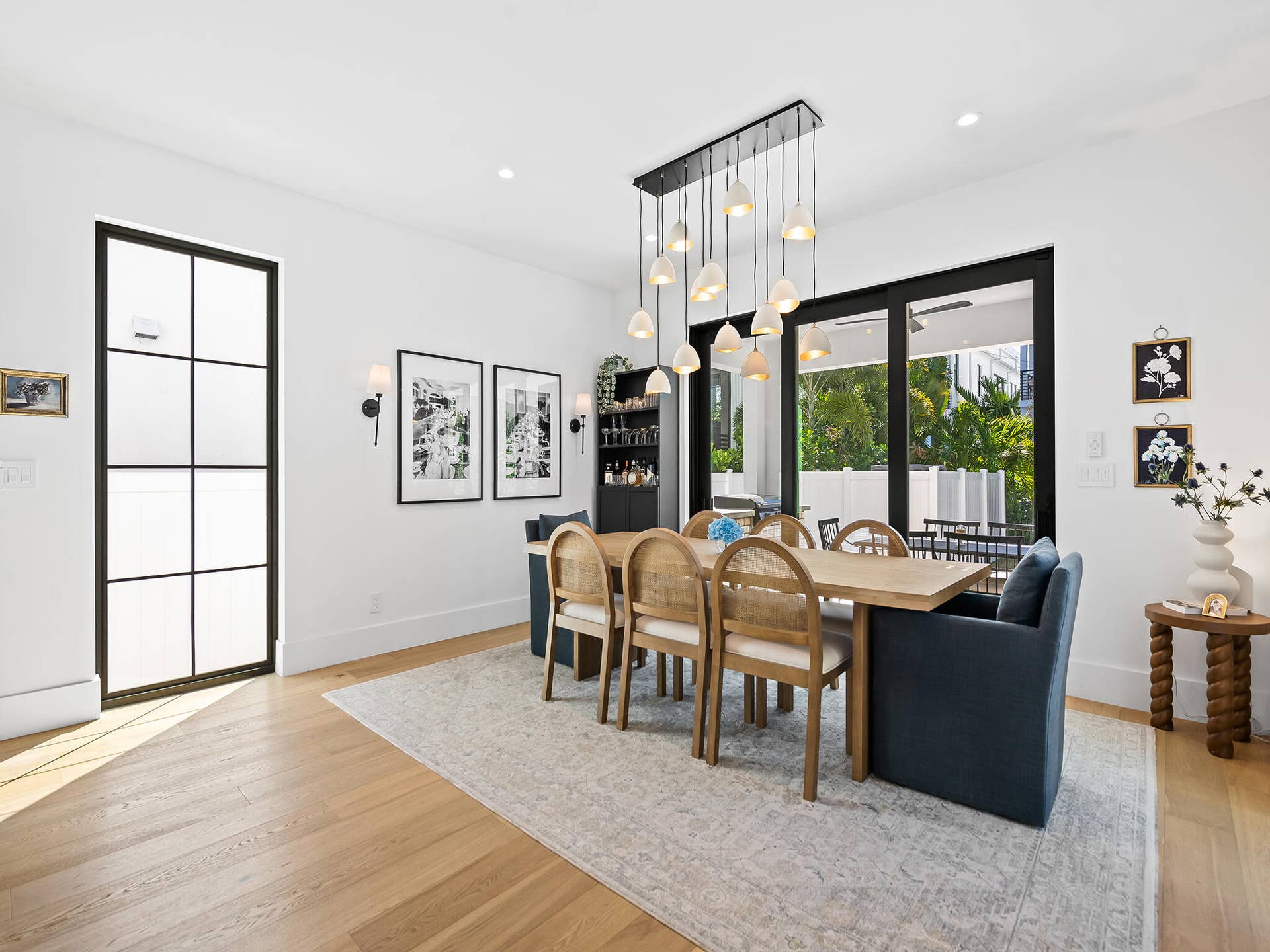 1317 NE 17th Avenue, Fort Lauderdale, FL 33304 DSC_5745
