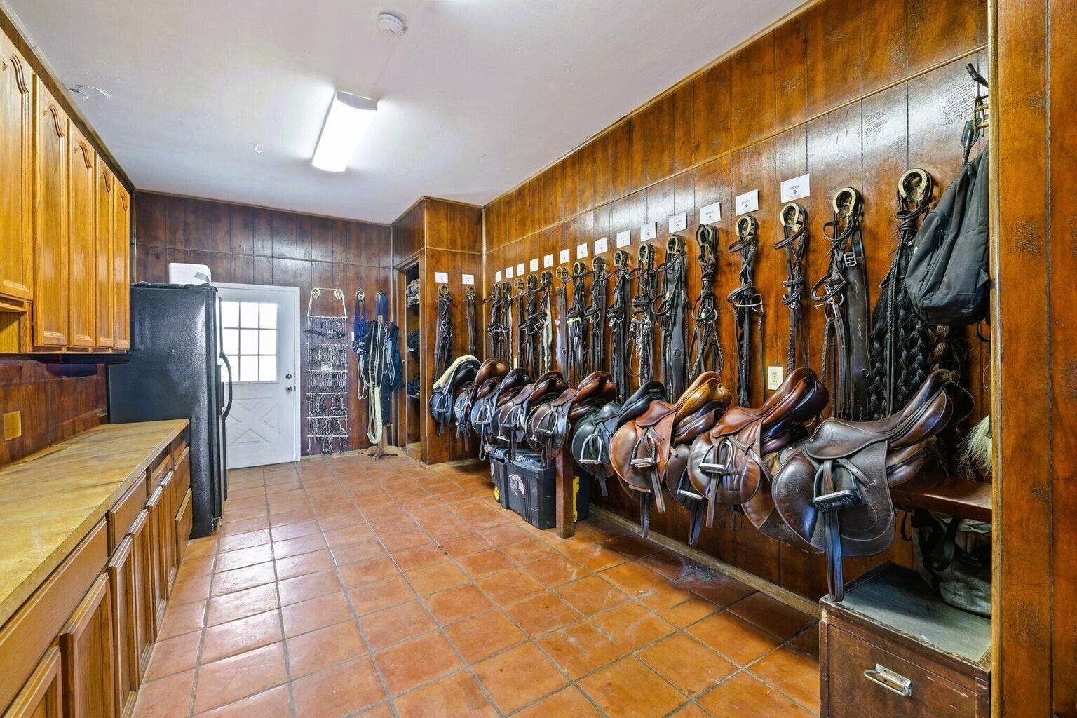 5110 S Shore Boulevard, Wellington, FL 33449 Tack Room 1