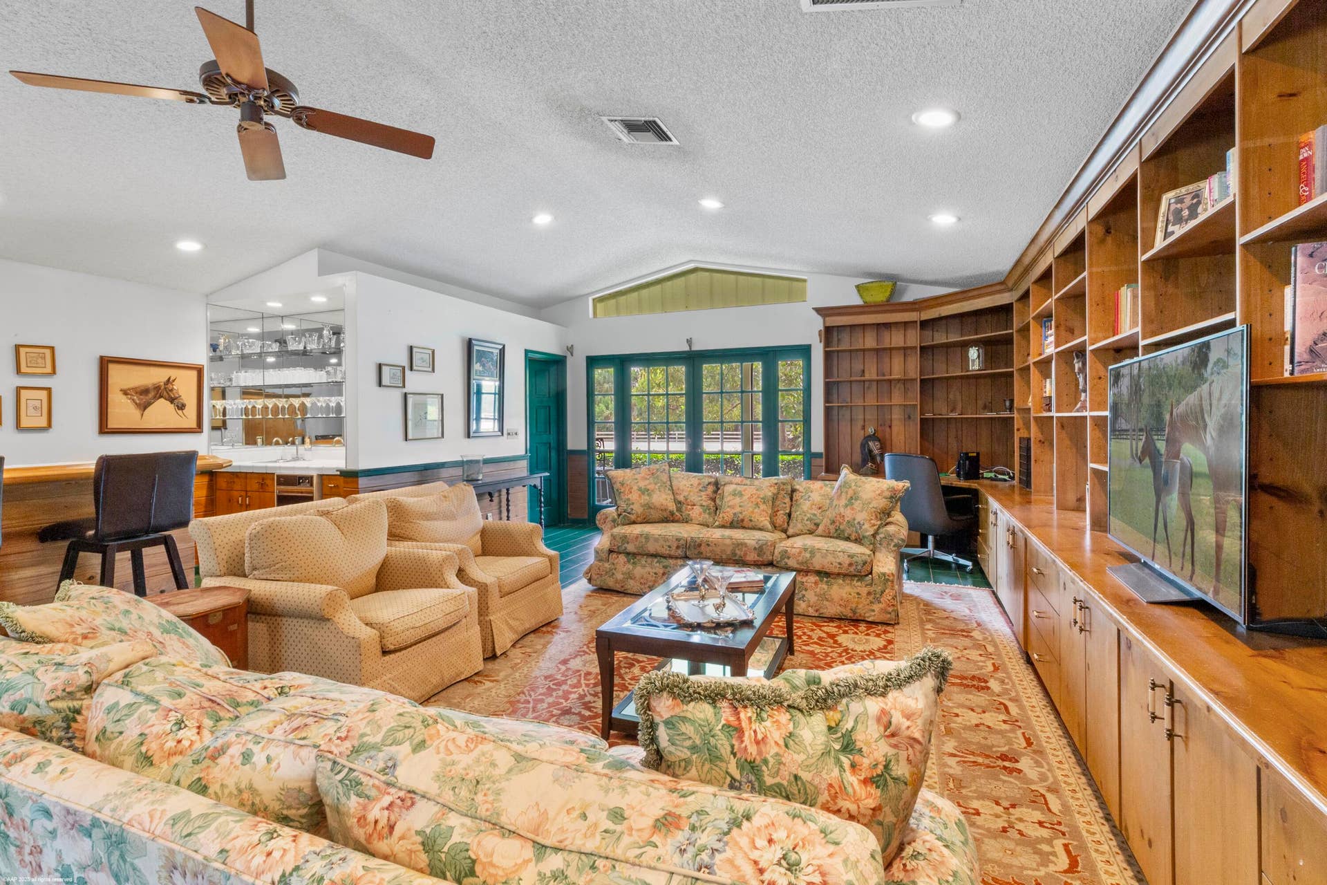 5110 S Shore Boulevard, Wellington, FL 33449 Owners Lounge