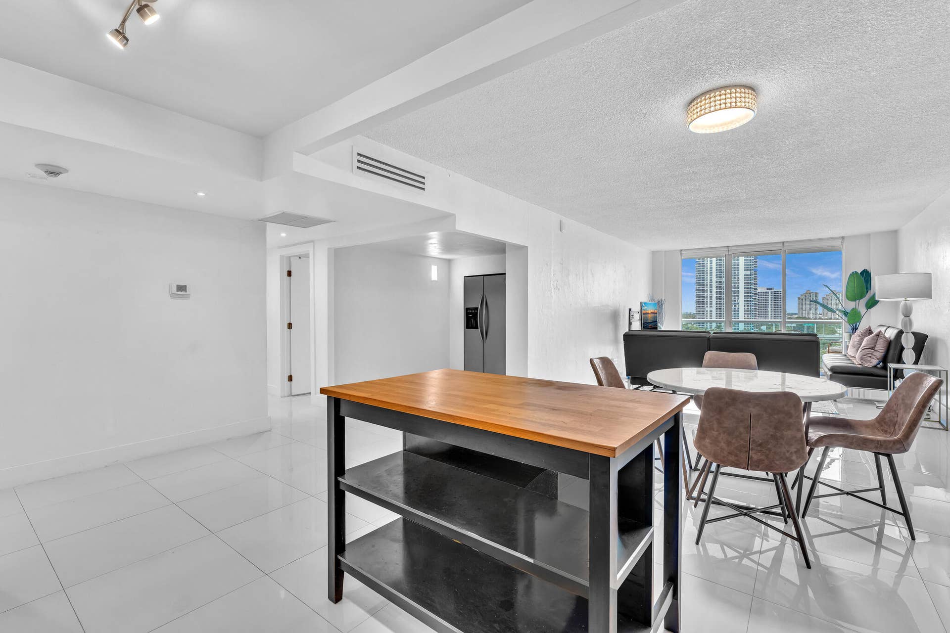 19390 COLLINS Avenue, #1007, Sunny Isles Beach, Sunny Isles Beach, FL 33160 FPP00441