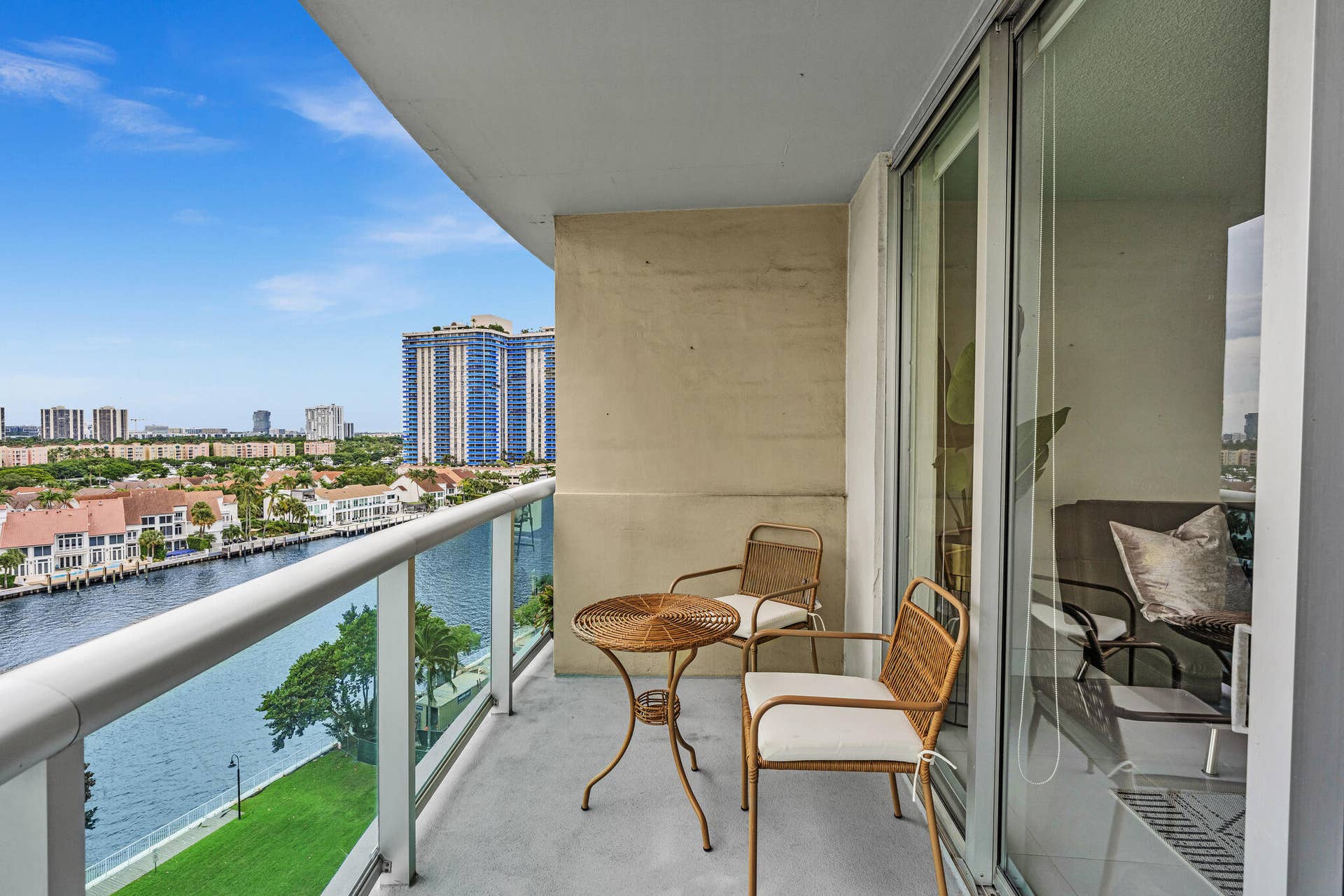 19390 COLLINS Avenue, #1007, Sunny Isles Beach, Sunny Isles Beach, FL 33160 FPP00506