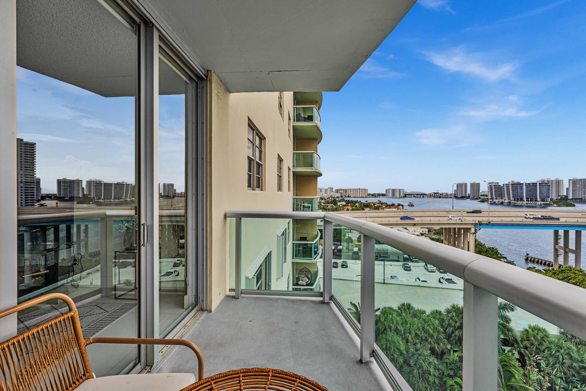 19390 COLLINS Avenue, #1007, Sunny Isles Beach, Sunny Isles Beach, FL 33160 FPP00521