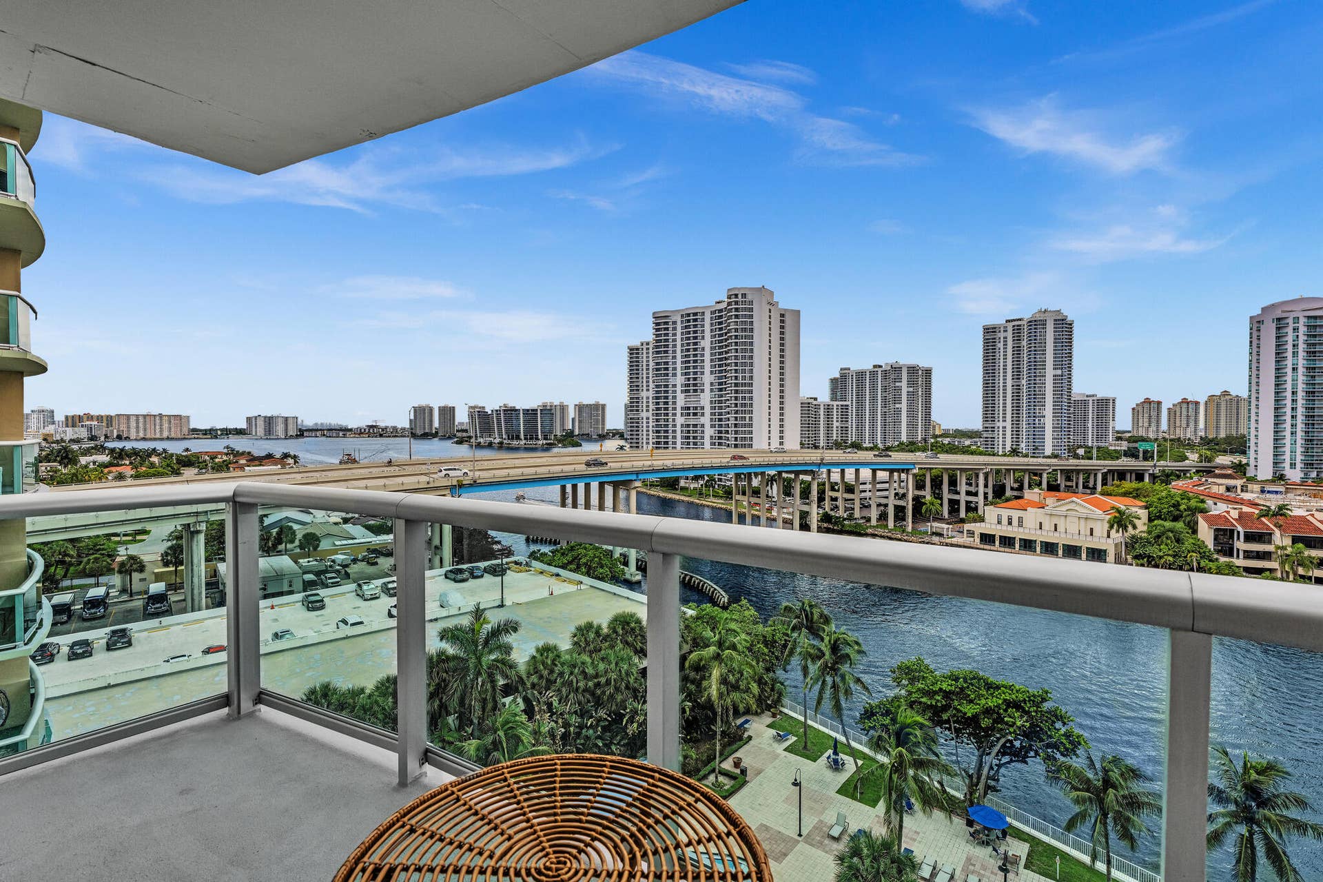 19390 COLLINS Avenue, #1007, Sunny Isles Beach, Sunny Isles Beach, FL 33160 FPP00526