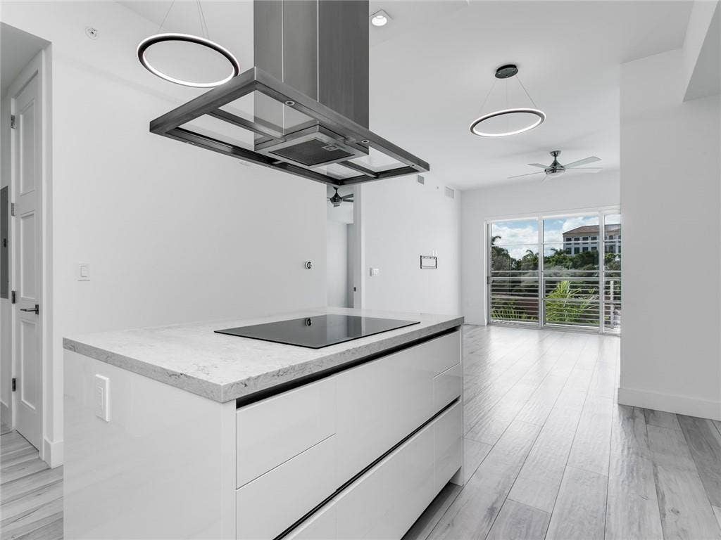 155 E BOCA RATON Road, #424, Boca Raton, Boca Raton, FL 33432 GetMedia.ashx-152