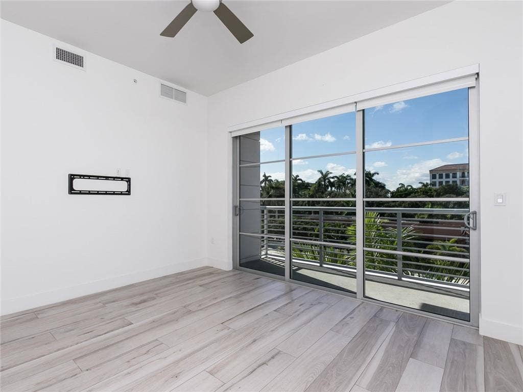 155 E BOCA RATON Road, #424, Boca Raton, Boca Raton, FL 33432 GetMedia.ashx-160