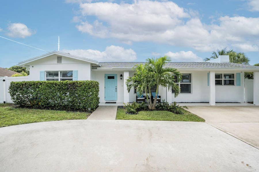 Property photo for 462 Tequesta Drive, Tequesta, FL