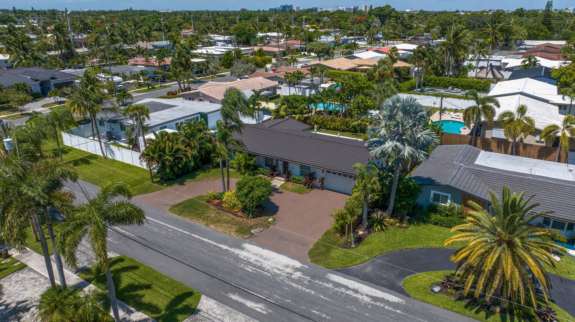 1011 SE 2ND Avenue, Pompano Beach, FL 33060 1011 SE 2nd Ave Pompano Beach__aerial_00