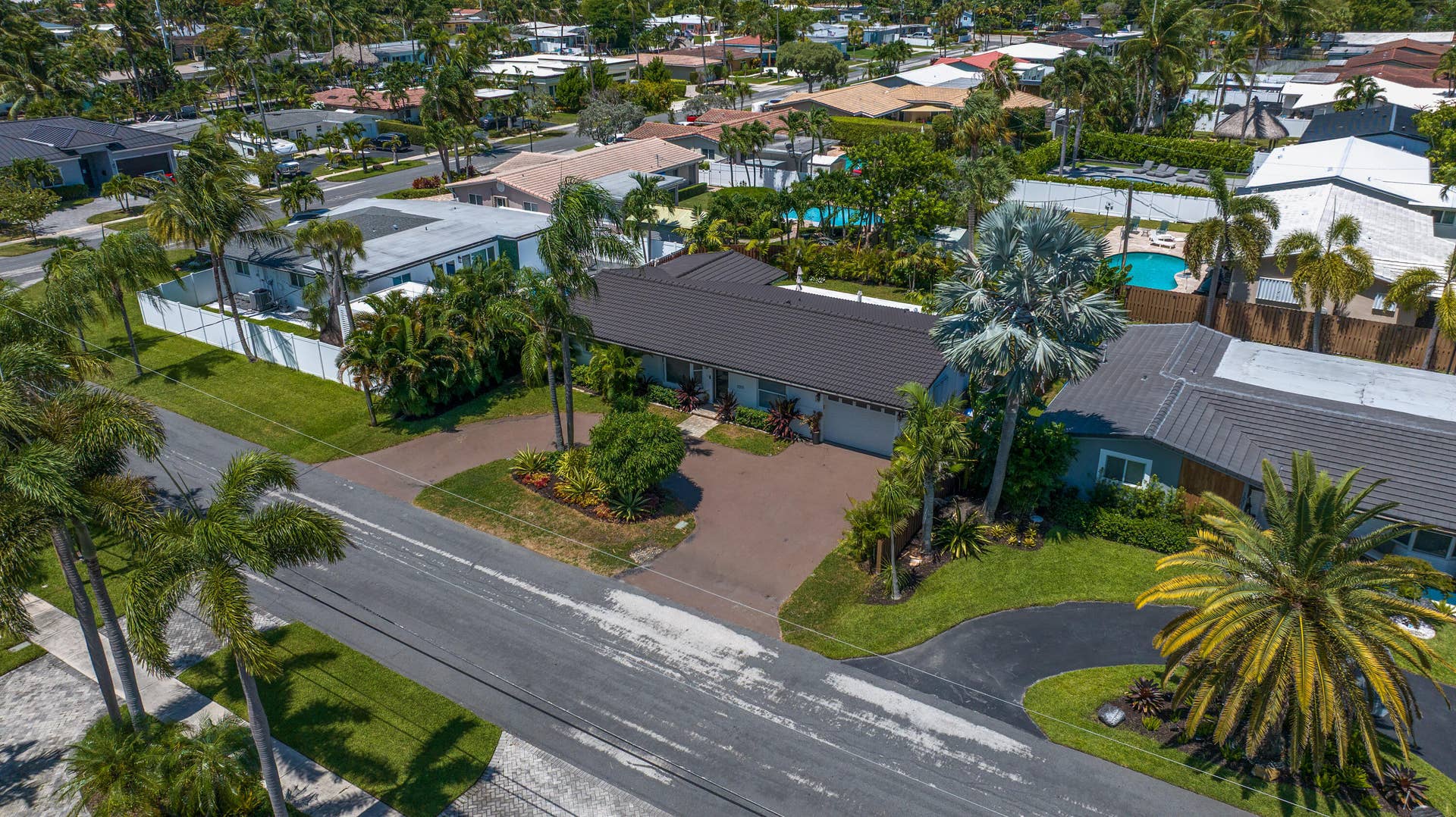 1011 SE 2ND Avenue, Pompano Beach, FL 33060 1011 SE 2nd Ave Pompano Beach__aerial_00