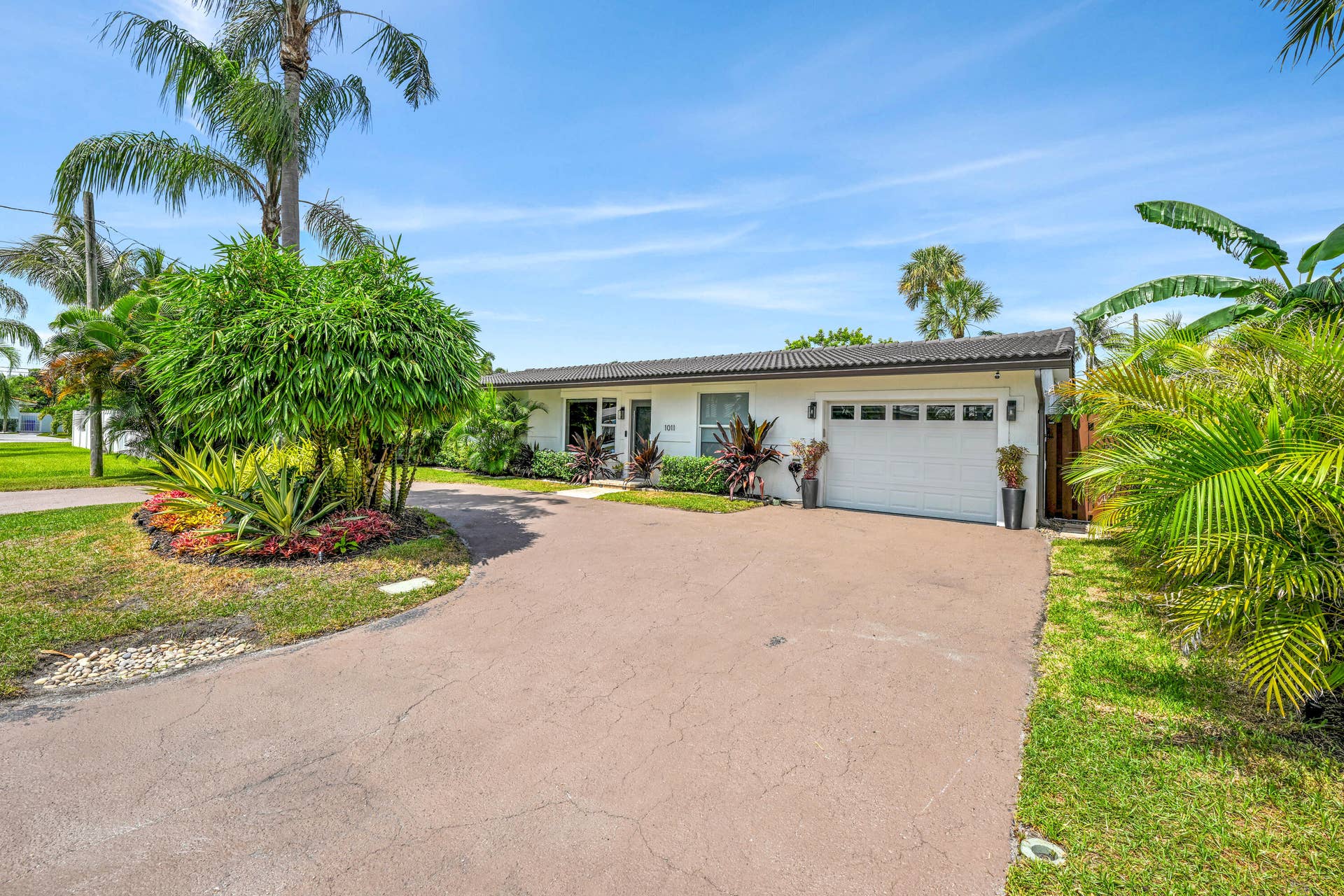 1011 SE 2ND Avenue, Pompano Beach, FL 33060 1011 SE 2nd Ave Pompano Beach 00028_1
