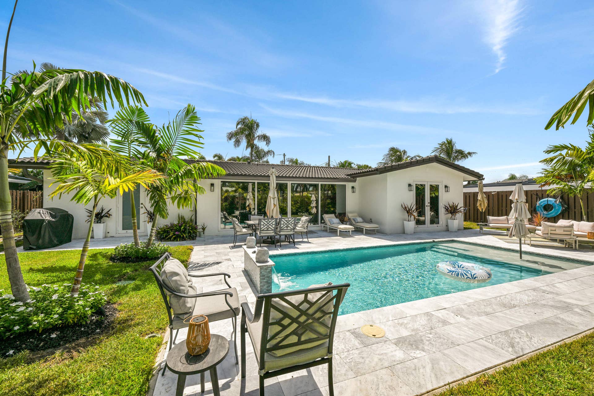 1011 SE 2ND Avenue, Pompano Beach, FL 33060 1011 SE 2nd Ave Pompano Beach 00022_1