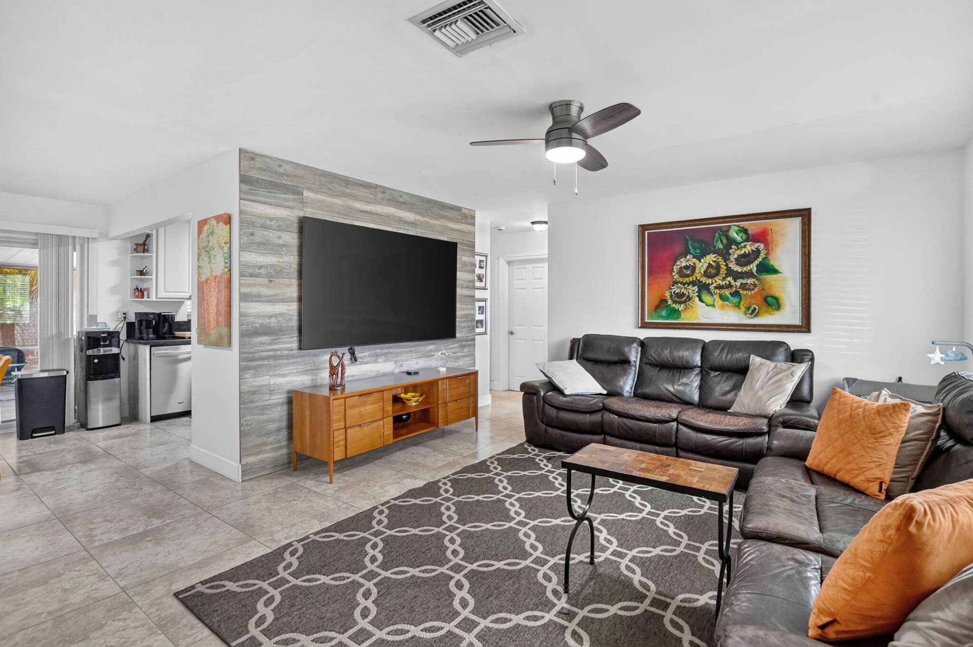 103 SW 14th Street, Deerfield Beach, FL 33441 6-web-or-mls-DSC_4849