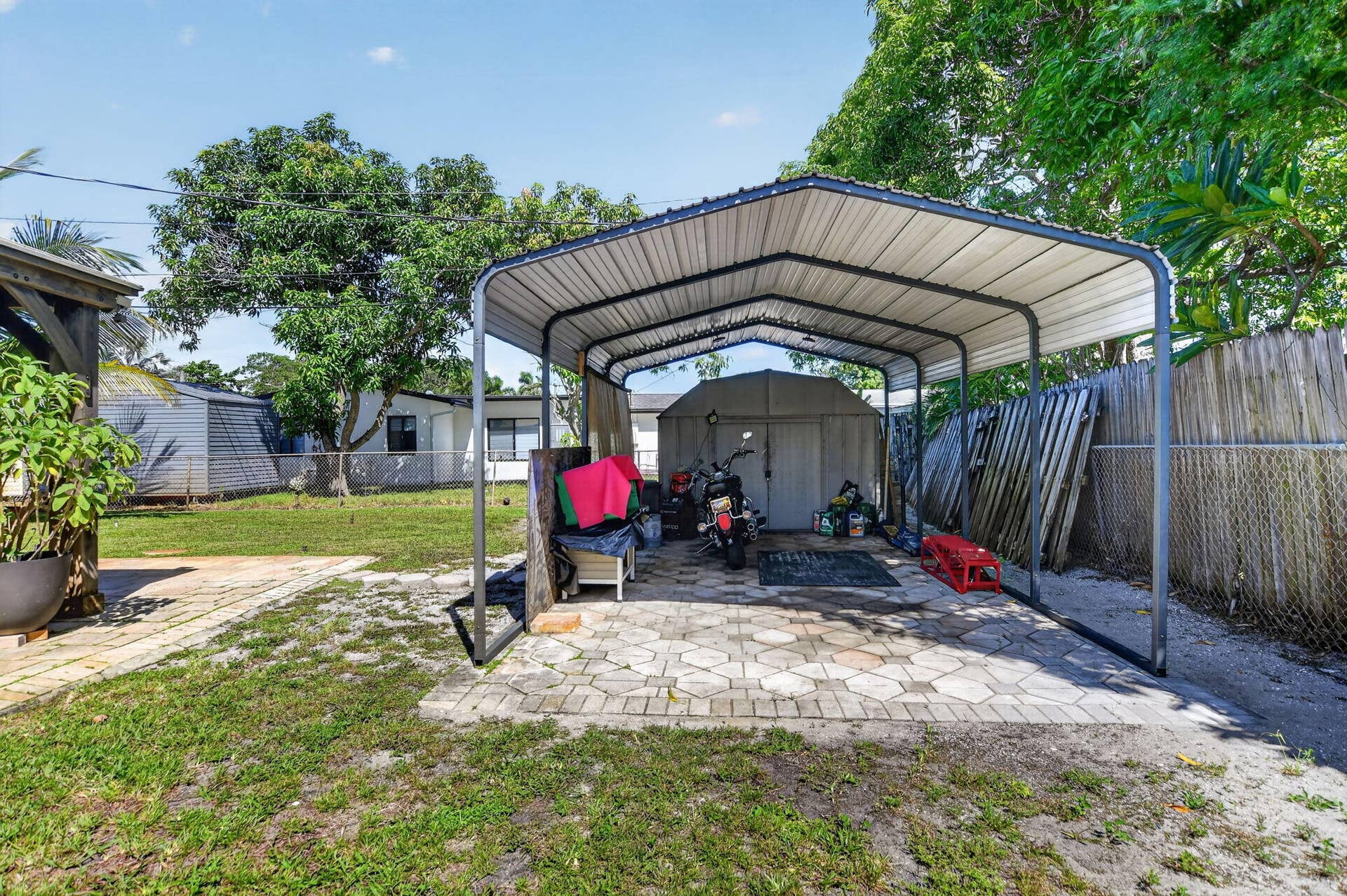103 SW 14th Street, Deerfield Beach, FL 33441 32-web-or-mls-DSC_4969
