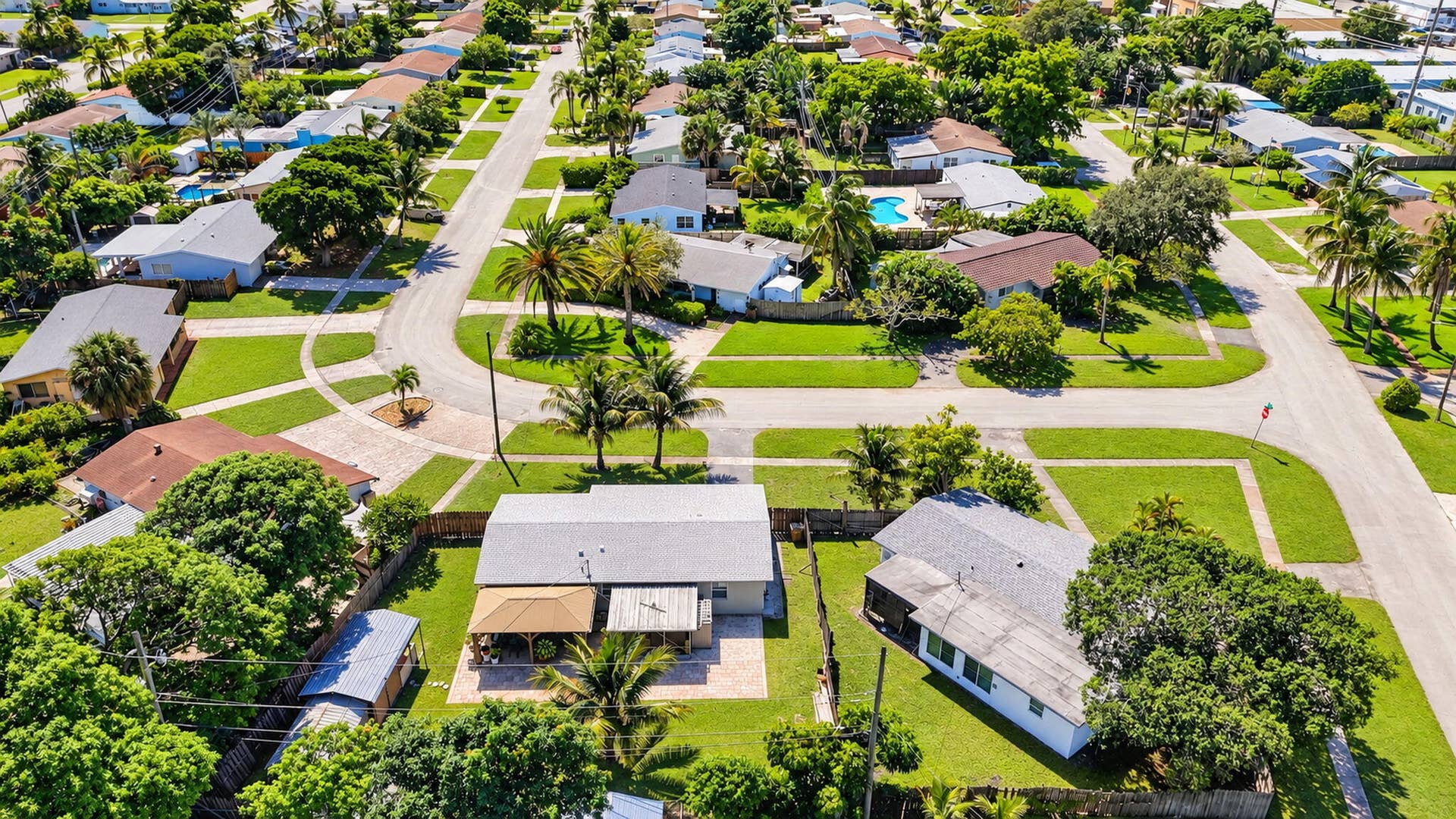 103 SW 14th Street, Deerfield Beach, FL 33441 48-web-or-mls-DJI_20261015003231_0890_D_