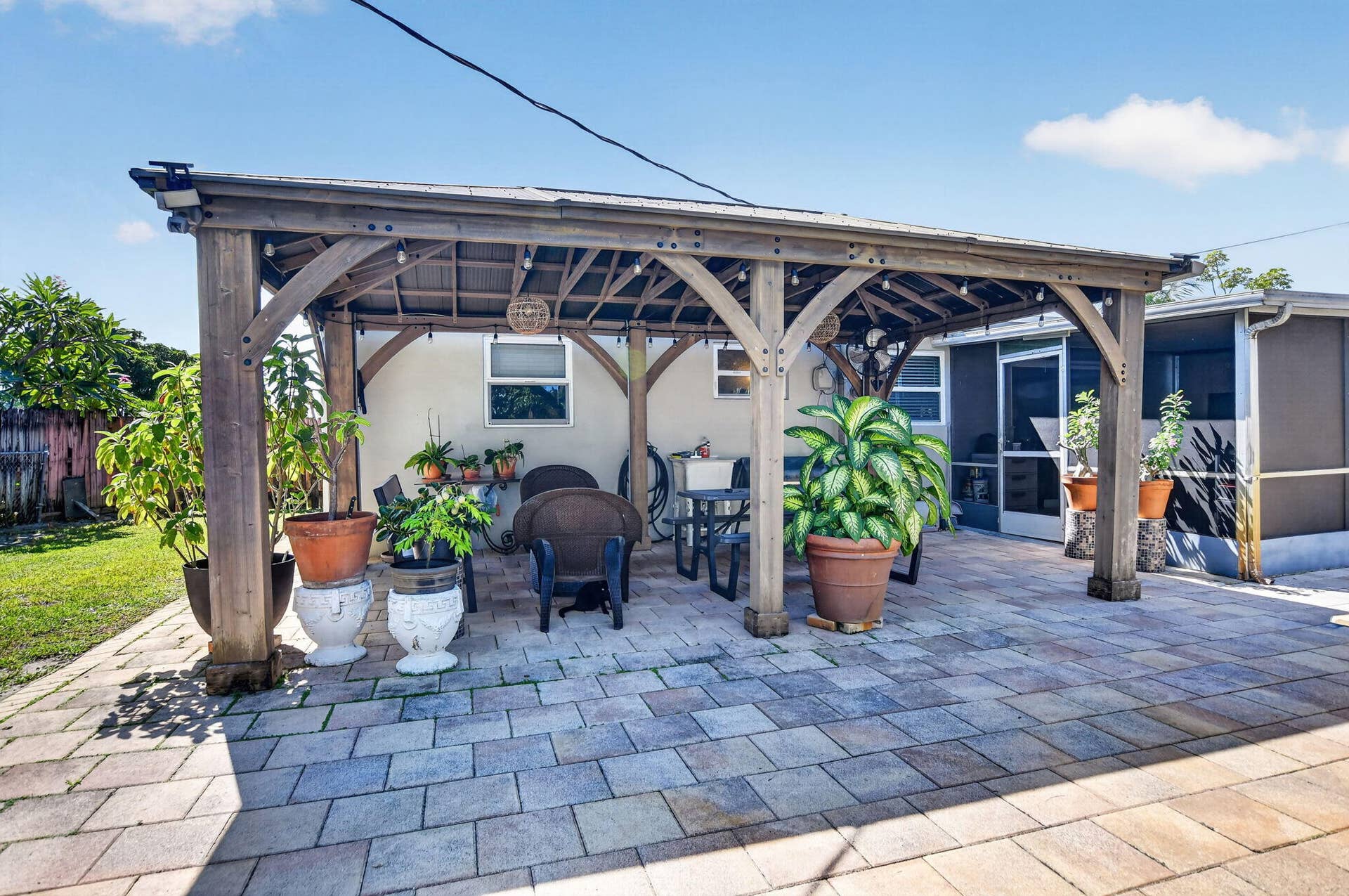 103 SW 14th Street, Deerfield Beach, FL 33441 35-web-or-mls-DSC_4985