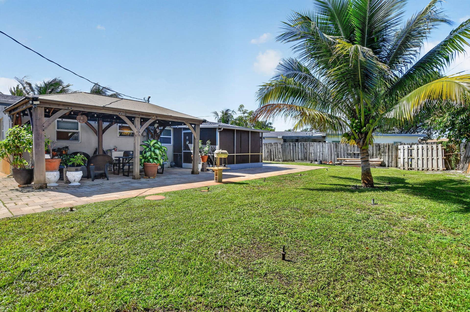 103 SW 14th Street, Deerfield Beach, FL 33441 34-web-or-mls-DSC_4983