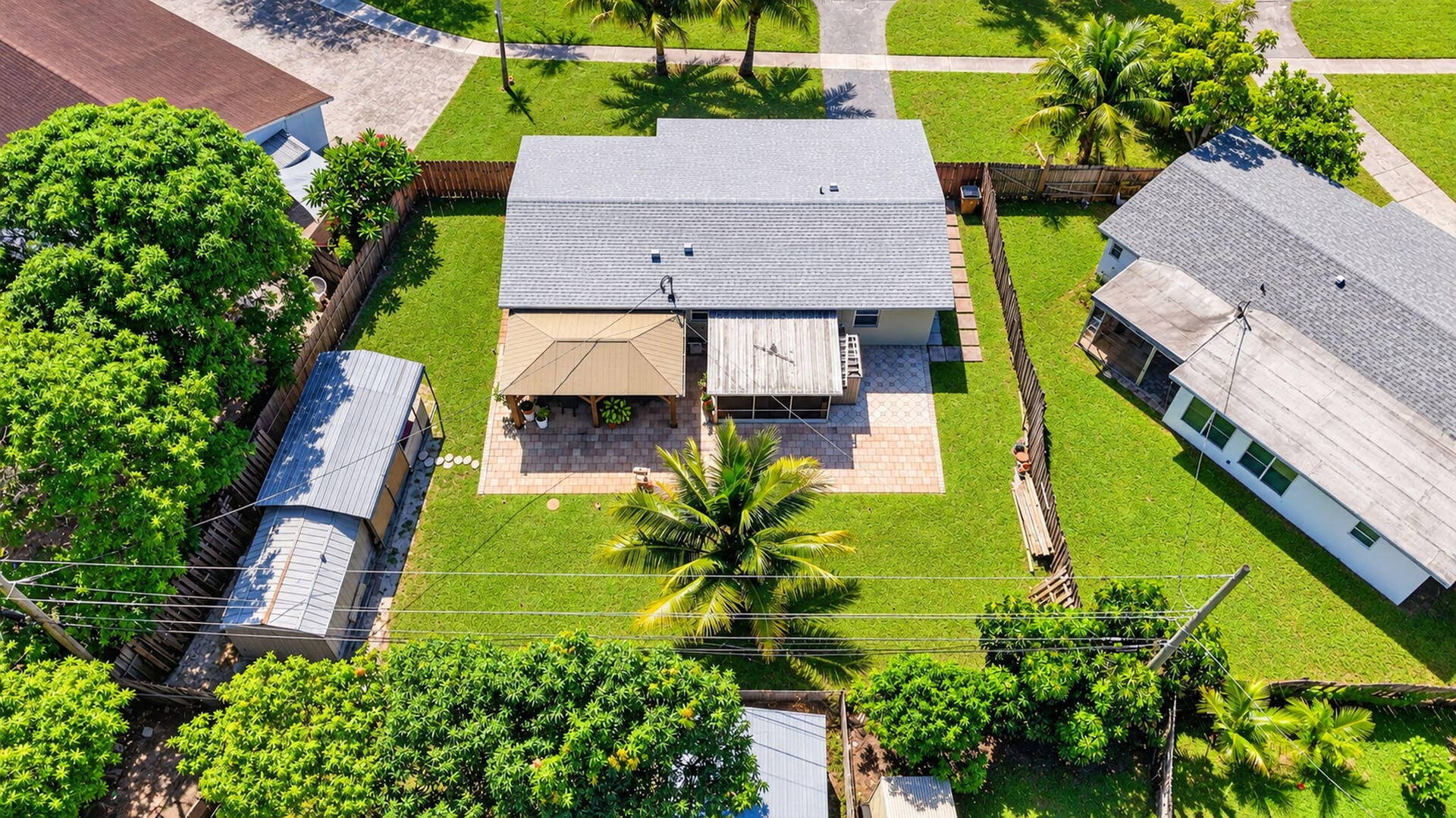103 SW 14th Street, Deerfield Beach, FL 33441 50-web-or-mls-DJI_20261015003244_0900_D_