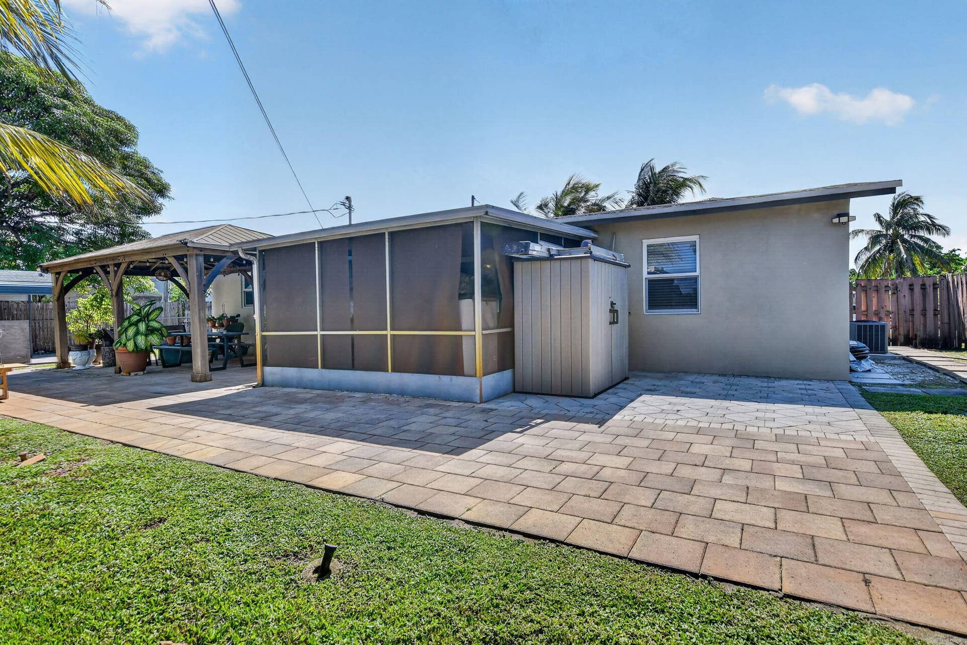 103 SW 14th Street, Deerfield Beach, FL 33441 38-web-or-mls-DSC_4999