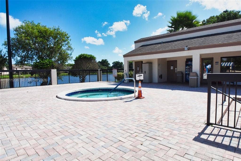 4119 CARAMBOLA Circle S, #2120, Coconut Creek, FL 33066 GetMedia (7)