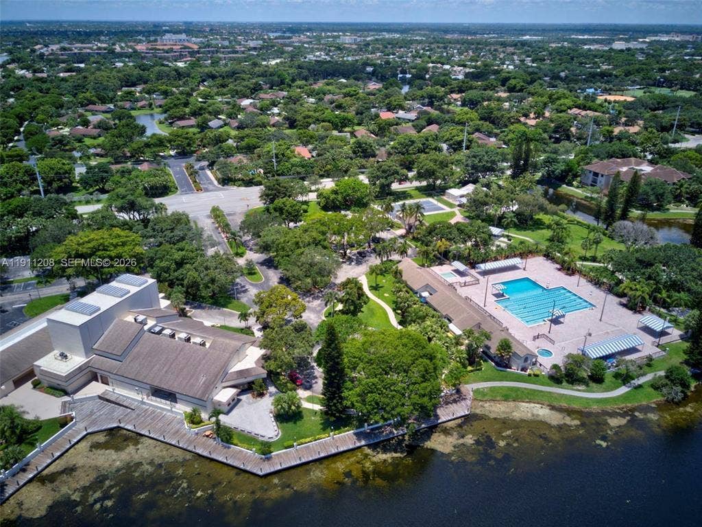 4119 CARAMBOLA Circle S, #2120, Coconut Creek, FL 33066 GetMedia (2)