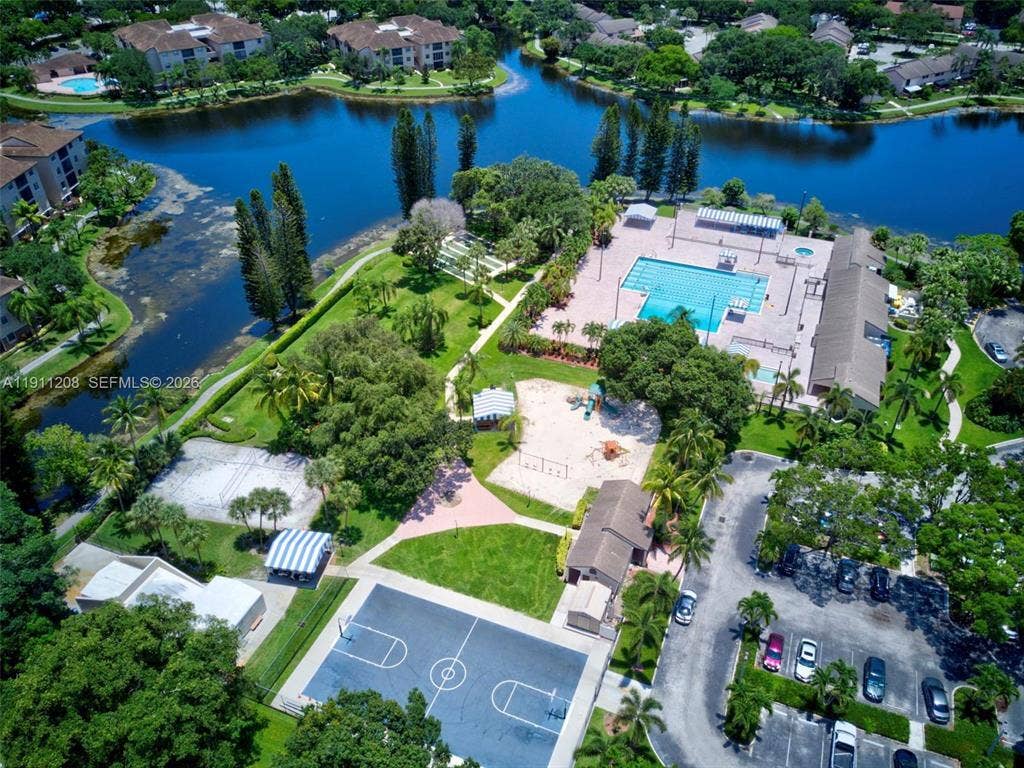 4119 CARAMBOLA Circle S, #2120, Coconut Creek, FL 33066 GetMedia (3)