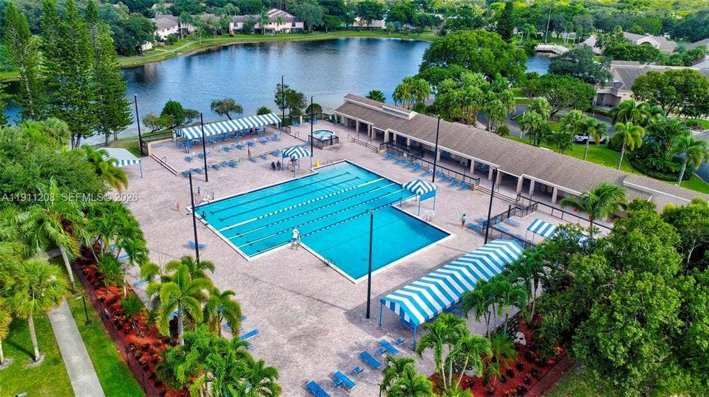 4119 CARAMBOLA Circle S, #2120, Coconut Creek, FL 33066 GetMedia (4)