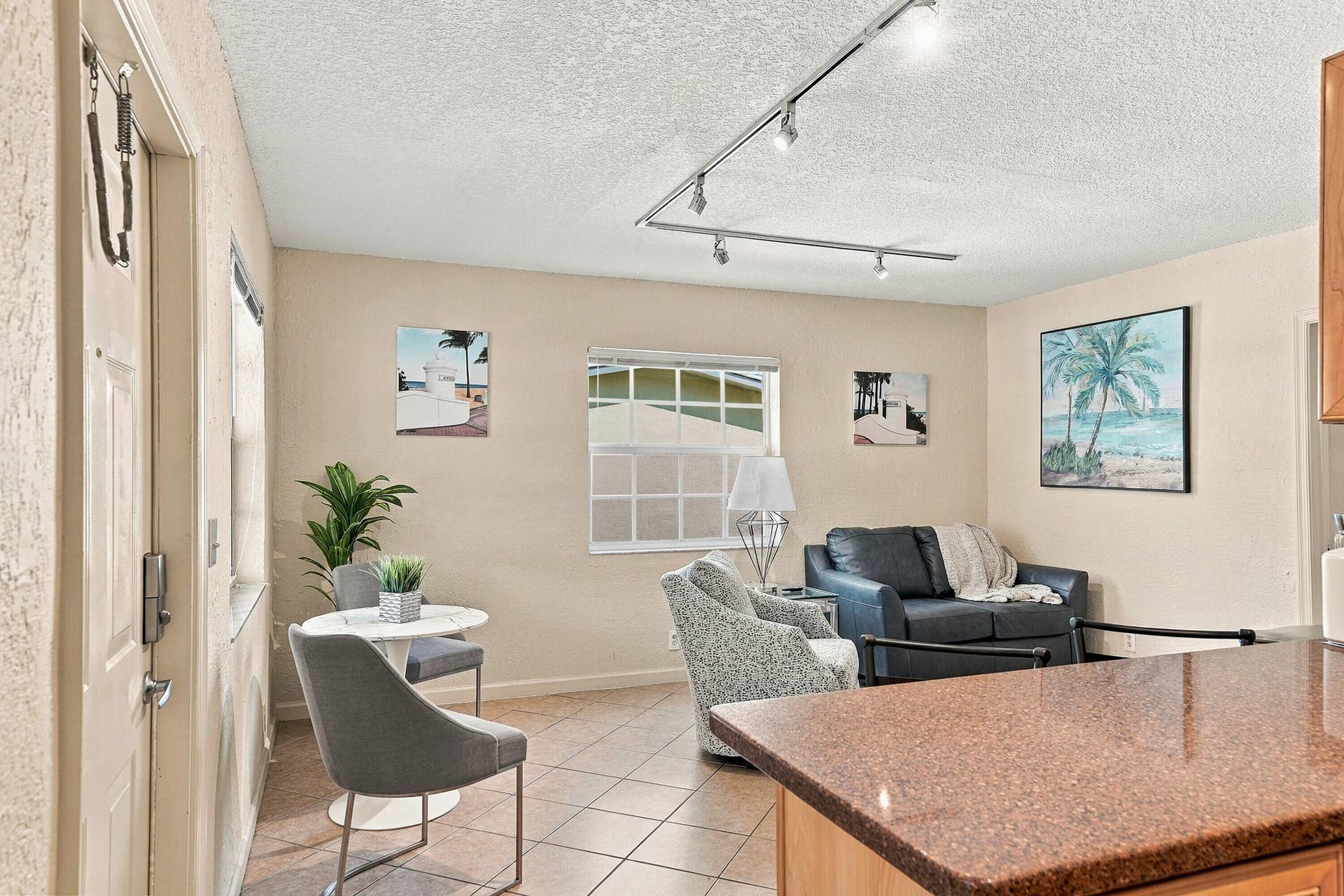2660 NE 8TH Avenue, #219, Wilton Manors, FL 33334 05_dsc07568