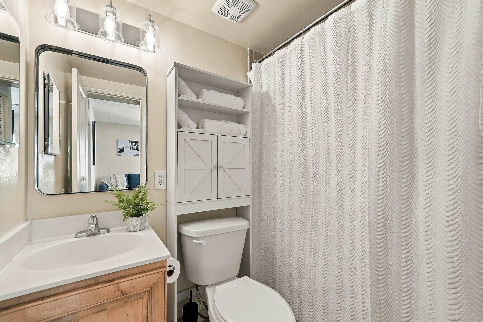2660 NE 8TH Avenue, #219, Wilton Manors, FL 33334 16_dsc07613