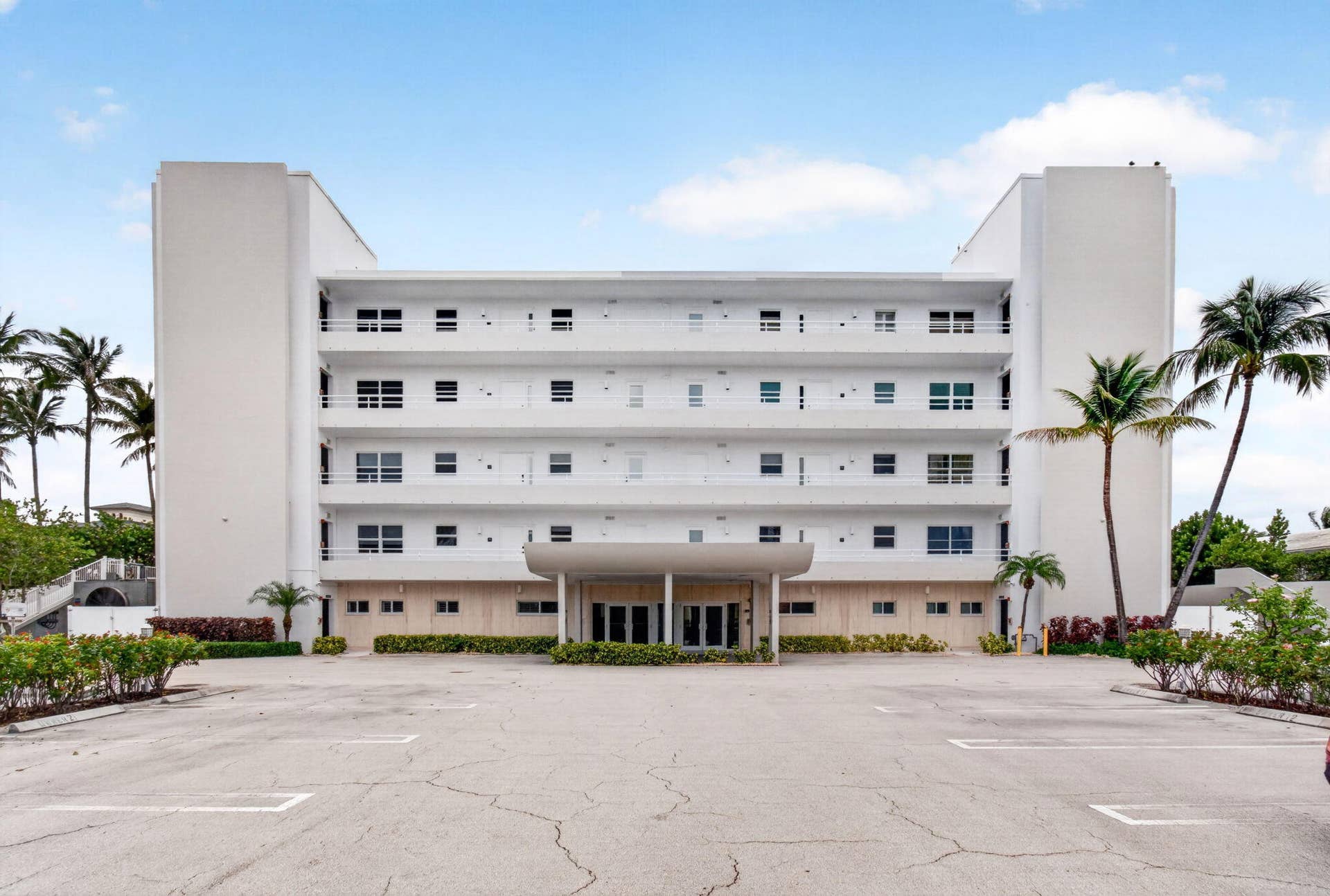 2701 S Ocean Boulevard, #21, Highland Beach, FL 33487 1-web-or-mls-DSC_0021(1)