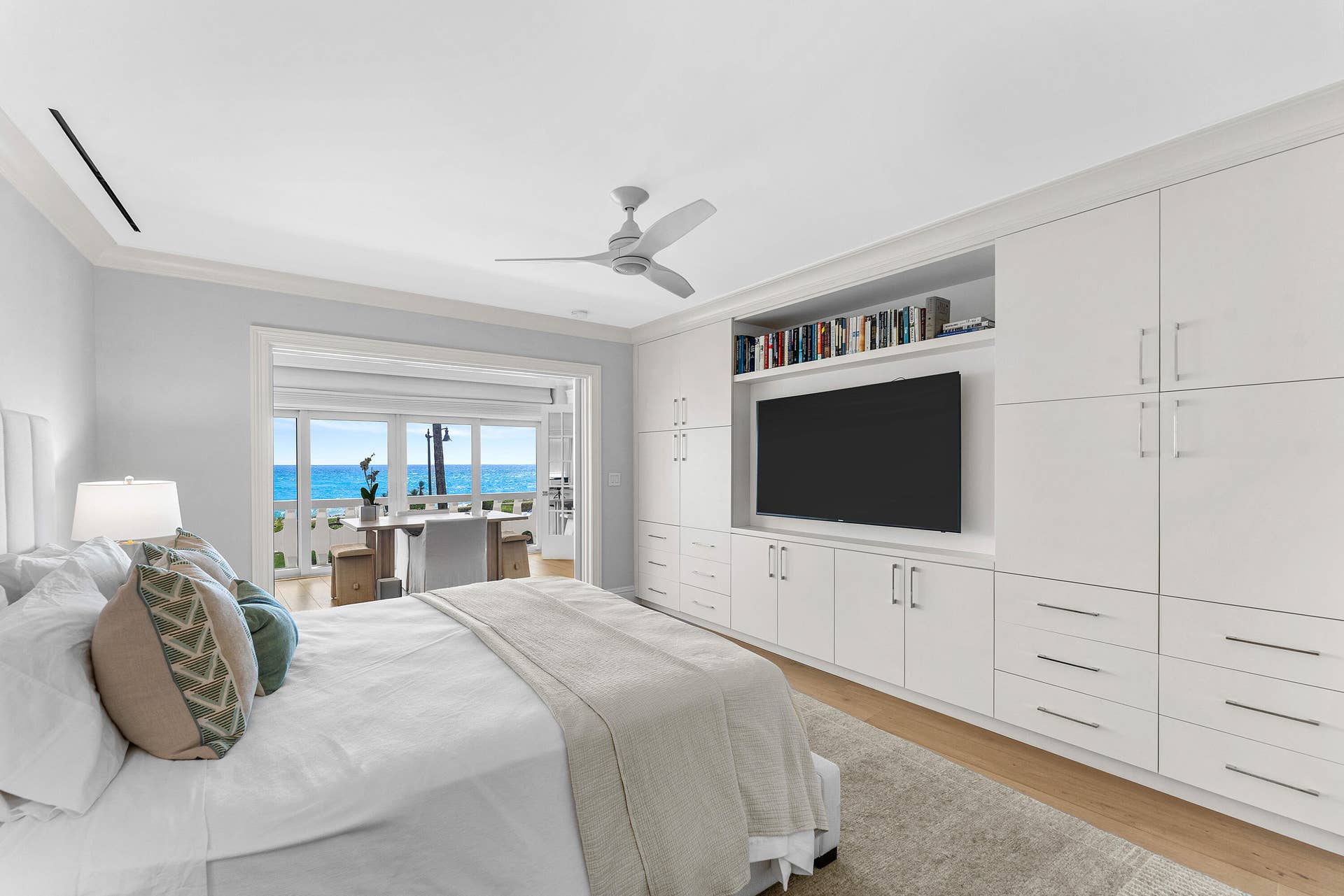 300 S Ocean Boulevard, #2D, Palm Beach, FL 33480 023-300SouthOceanBoulevard-2D-PalmBeach-