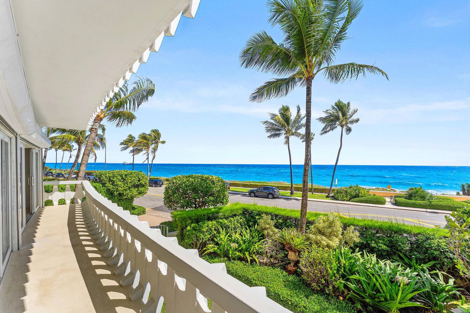 300 S Ocean Boulevard, #2D, Palm Beach, FL 33480 033-300SouthOceanBoulevard-2D-PalmBeach-