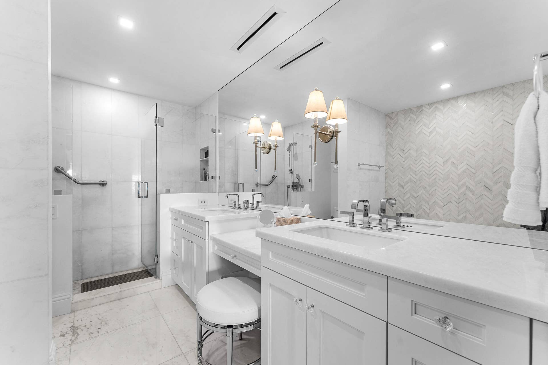 300 S Ocean Boulevard, #2D, Palm Beach, FL 33480 028-300SouthOceanBoulevard-2D-PalmBeach-