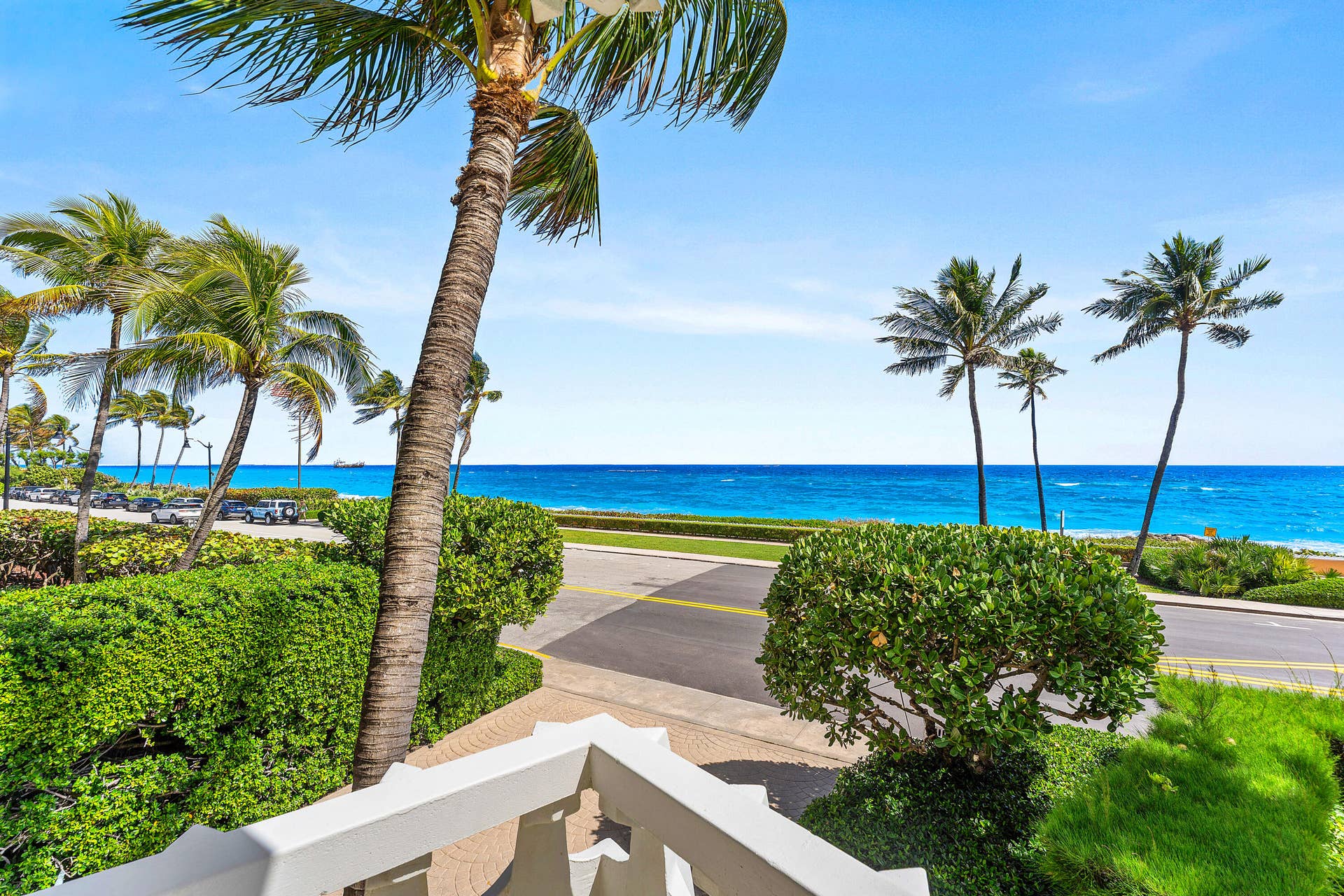 300 S Ocean Boulevard, #2D, Palm Beach, FL 33480 031-300SouthOceanBoulevard-2D-PalmBeach-