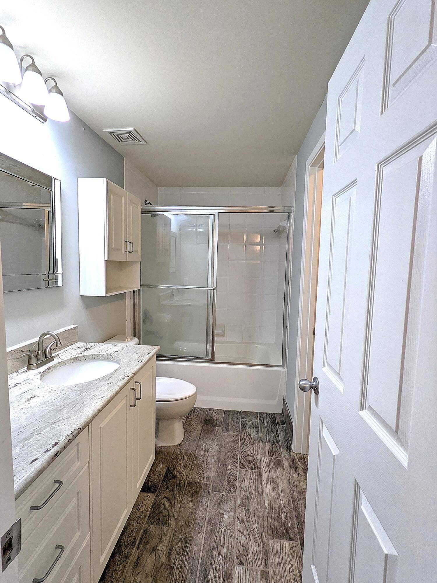 630 S SAPODILLA Avenue, #308, West Palm Beach, FL 33401 8 Second Bath (1)