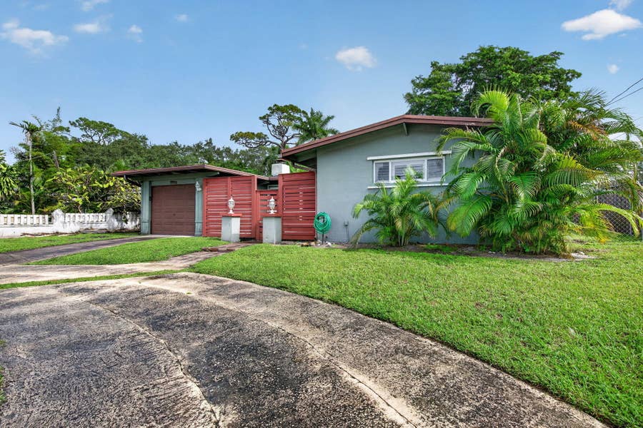Property photo for 2430 Flamingo Lane, Fort Lauderdale, FL