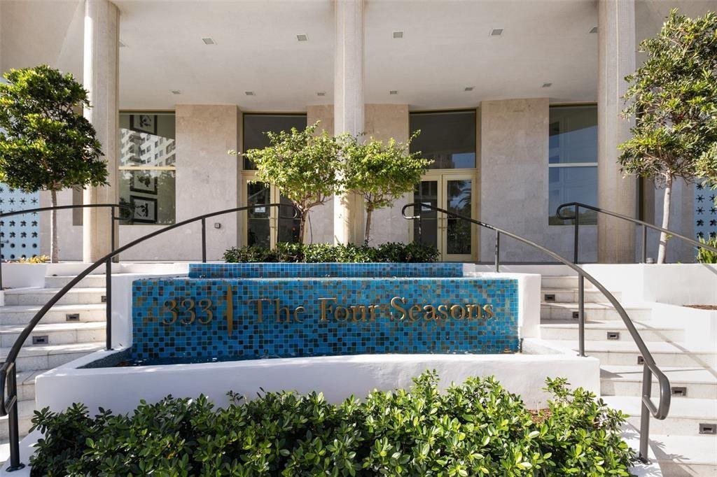 333 SUNSET Drive, #104, Fort Lauderdale, FL 33301 Photo 2