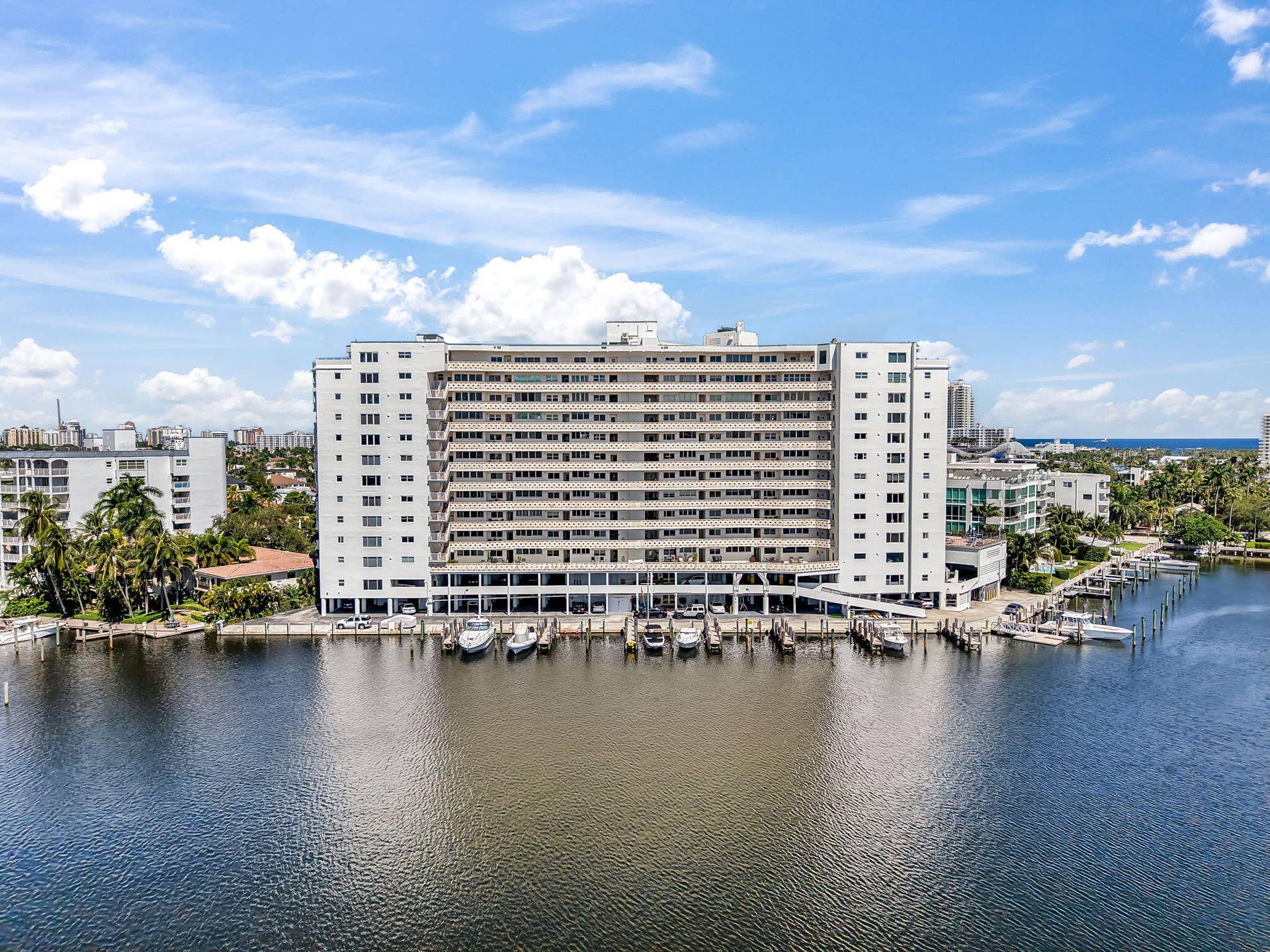 333 SUNSET Drive, #104, Fort Lauderdale, FL 33301 13-web-or-mls-DJI_20261016020729_0625_D