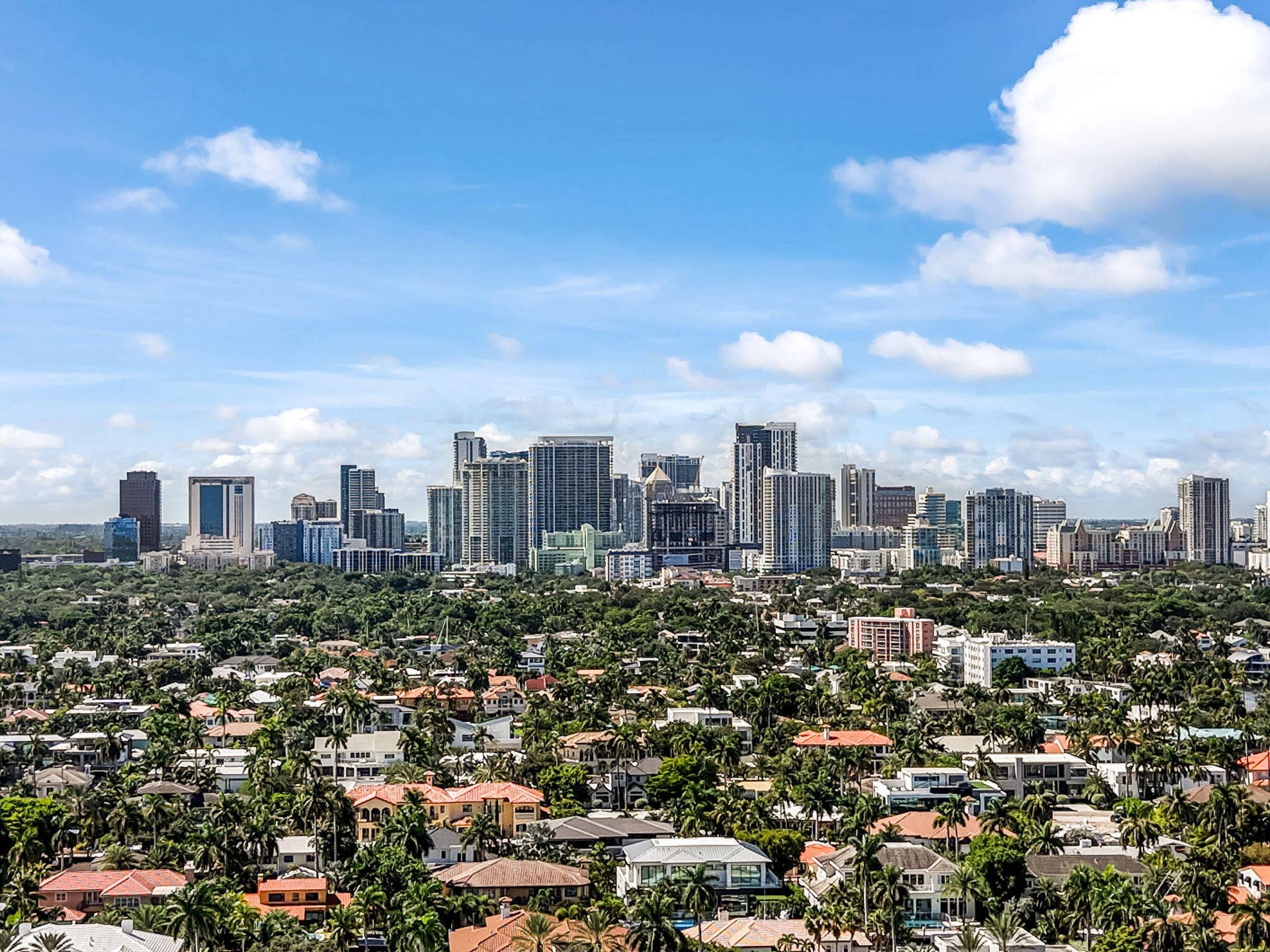 333 SUNSET Drive, #104, Fort Lauderdale, FL 33301 view of downtown