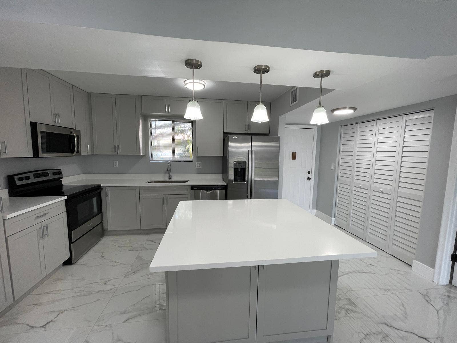 9509 SW 1ST Court, Coral Springs, FL 33071 PHOTO-2026-05-10-15-17-32(8)