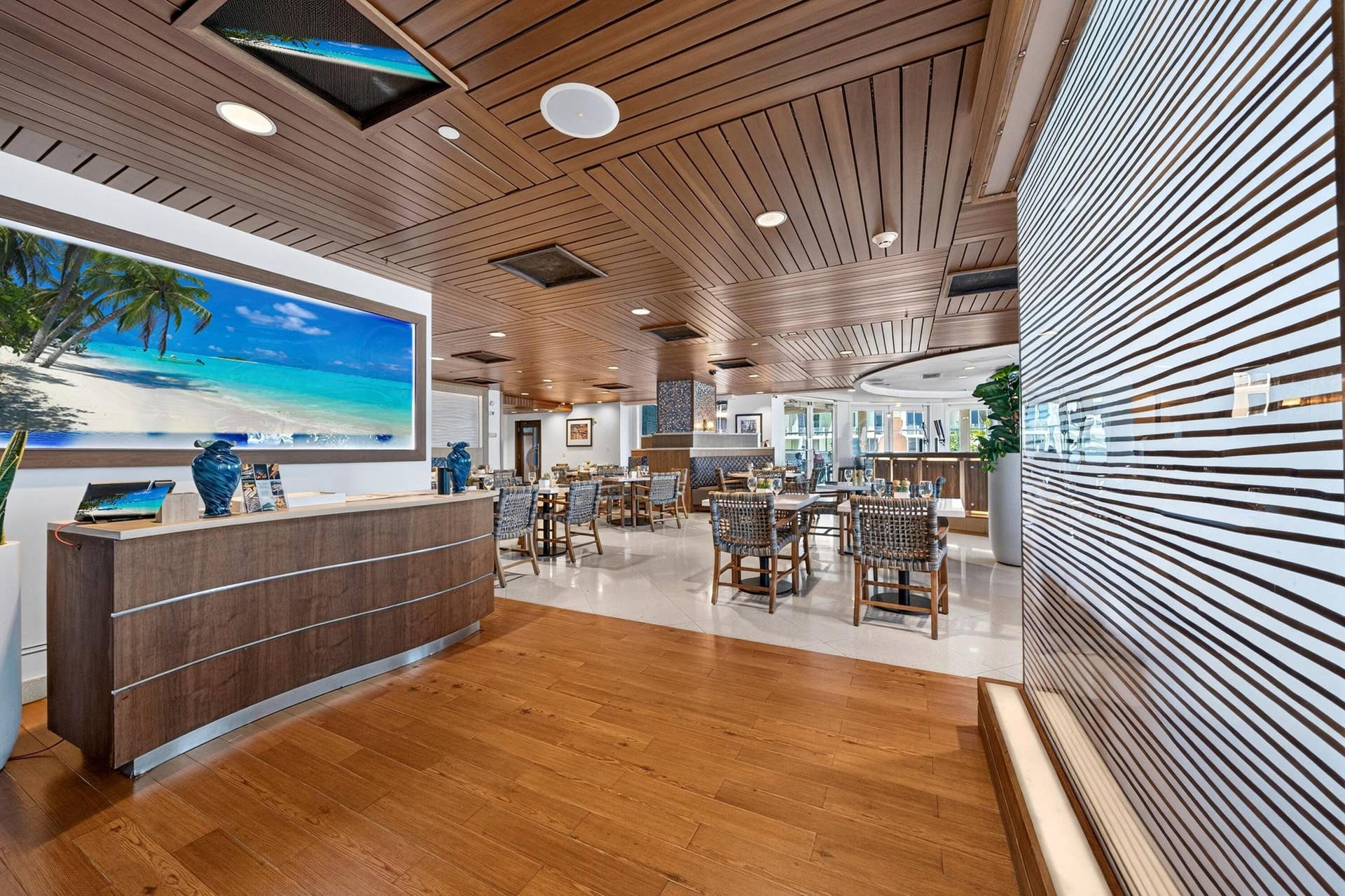 505 N FORT LAUDERDALE BEACH Boulevard, #1112, Fort Lauderdale, FL 33304 020-016-Restaurant-4000x2664