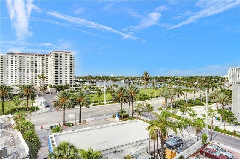 2900 Banyan Street, #101, Fort Lauderdale, FL 33316 35