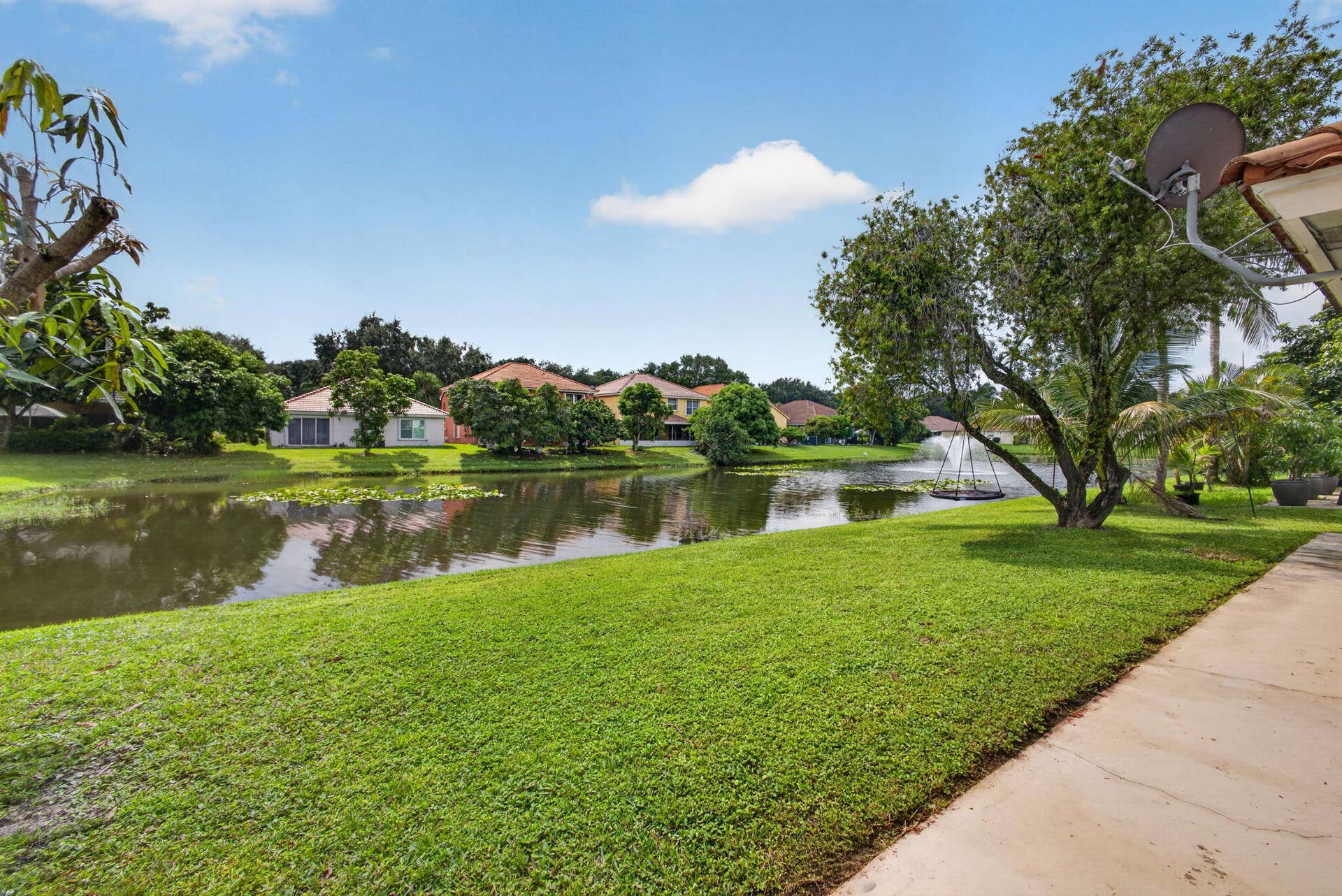 1043 Aspri Way, Riviera Beach, FL 33418 Backyard View