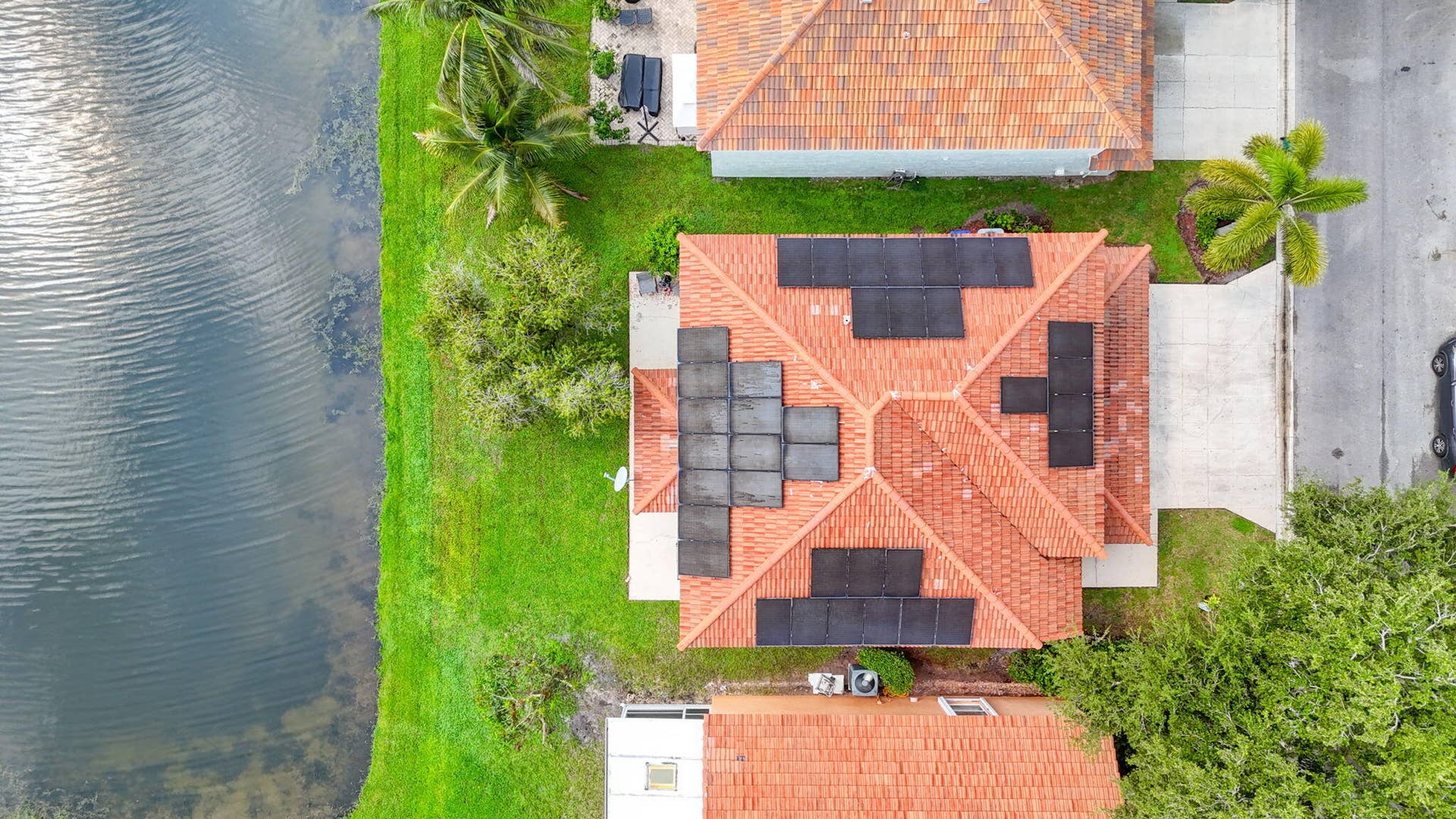 1043 Aspri Way, Riviera Beach, FL 33418 Backyard