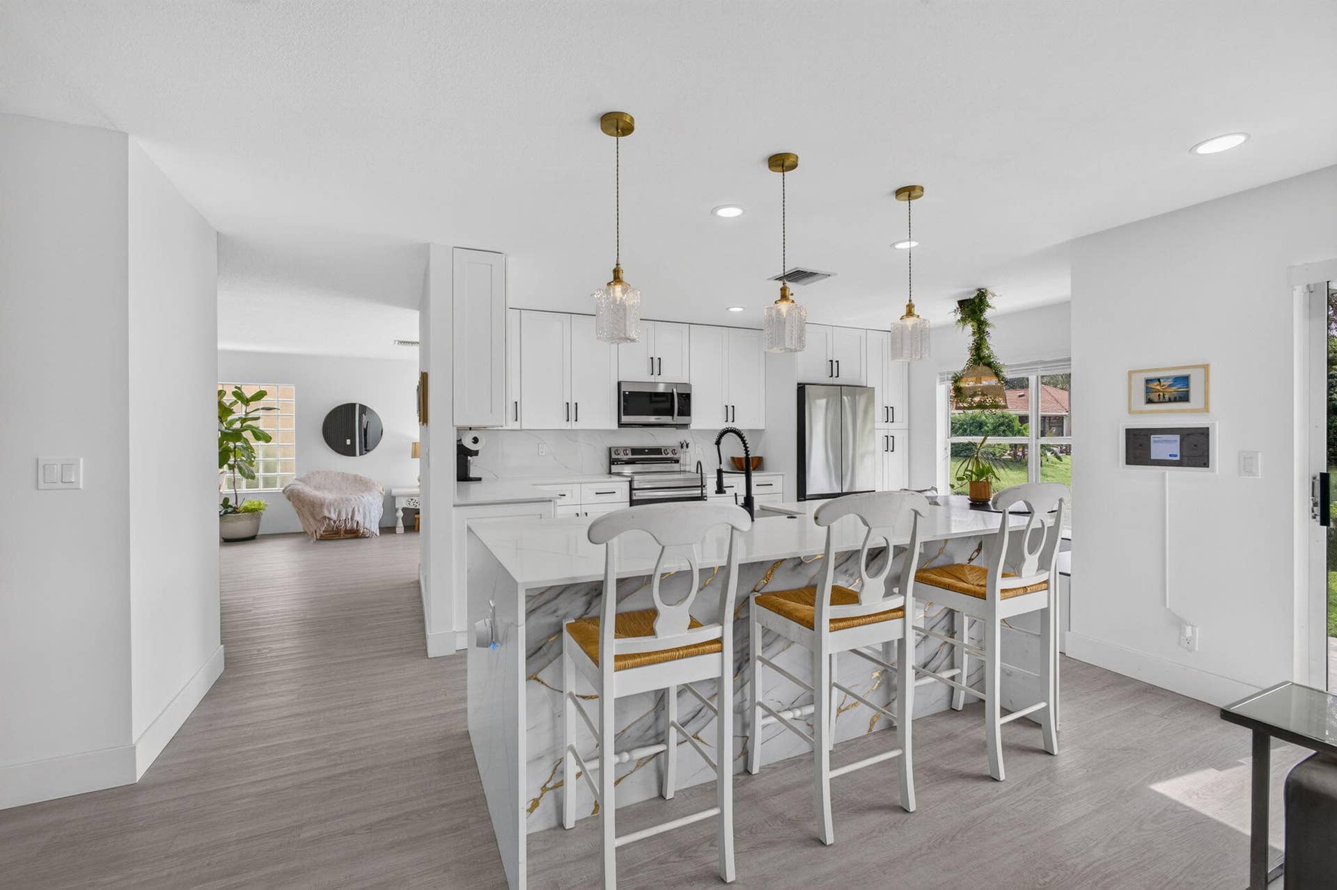 1043 Aspri Way, Riviera Beach, FL 33418 Kitchen