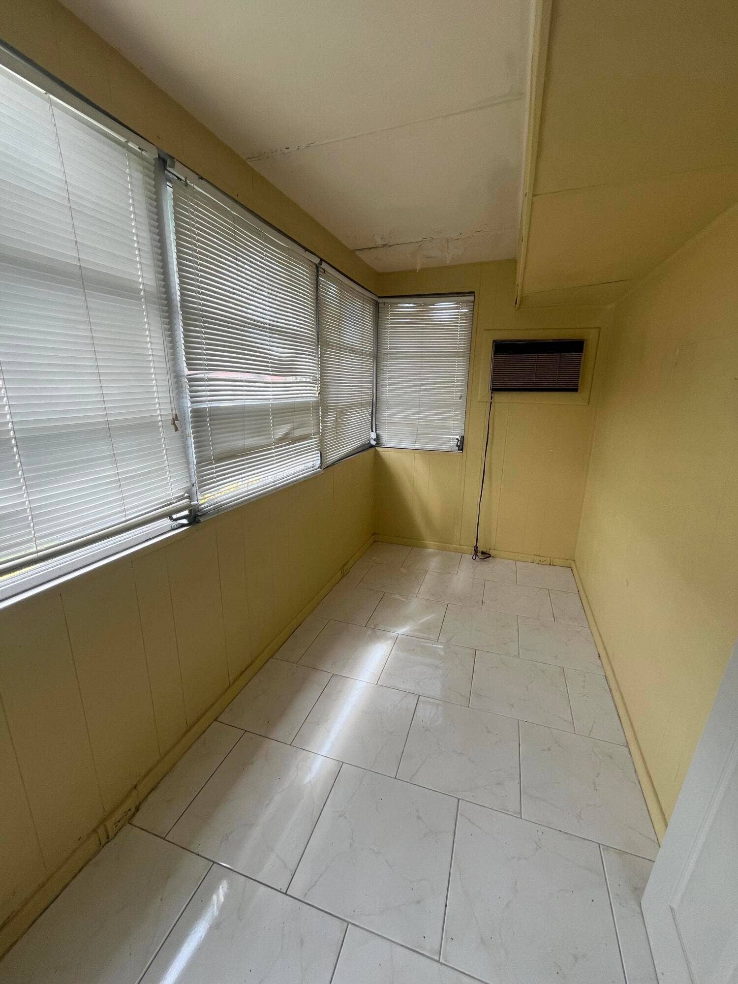 278 SEVILLE L, Delray Beach, FL 33446 enclosed patio
