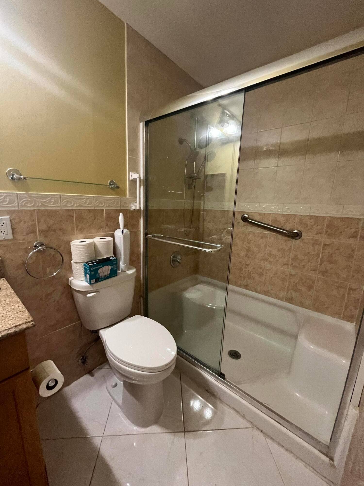 278 SEVILLE L, Delray Beach, FL 33446 stall shower updated wall tiling