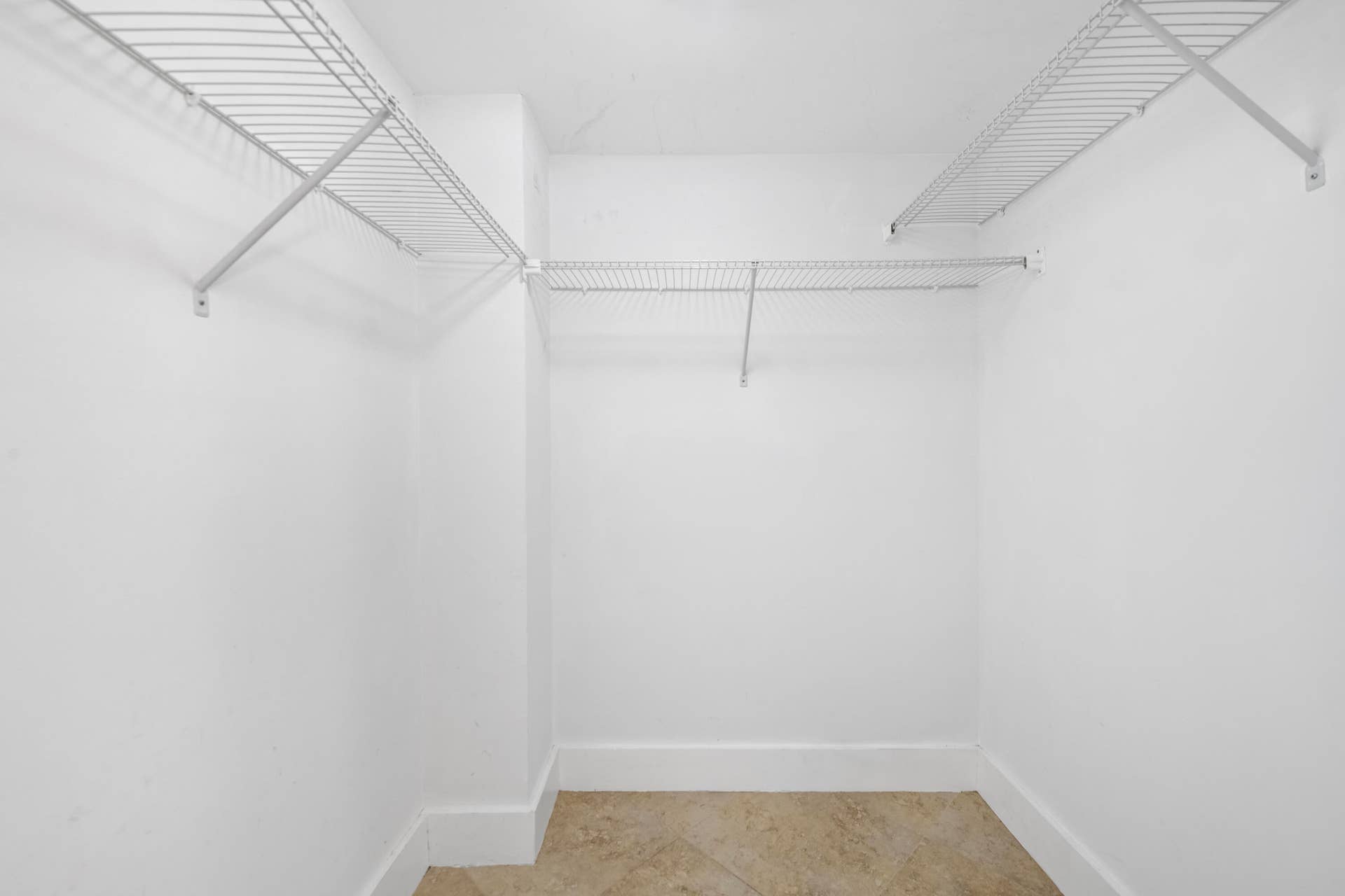 2851 S PALM AIRE Drive, #503, Pompano Beach, FL 33069 DSC_9117
