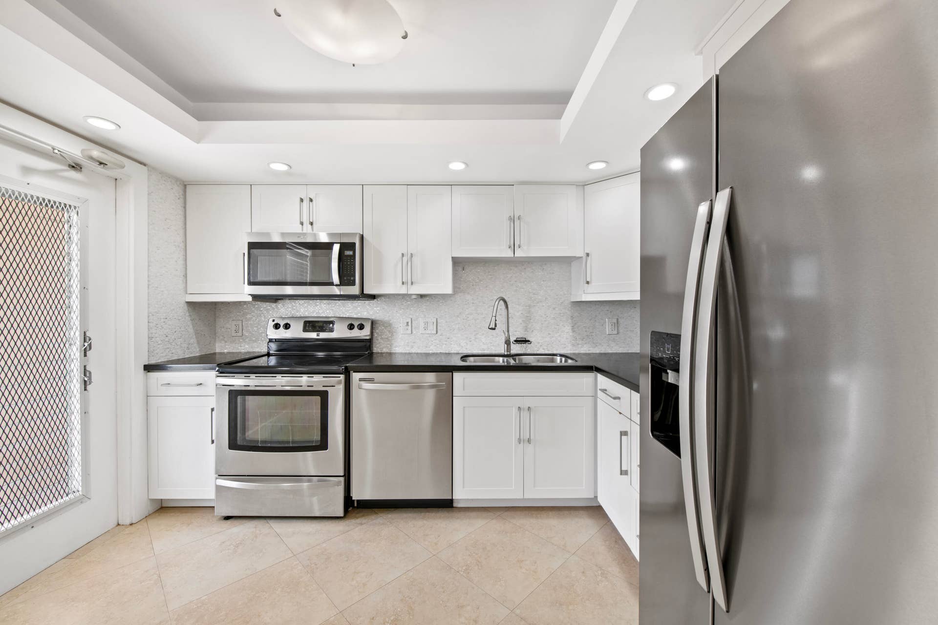2851 S PALM AIRE Drive, #503, Pompano Beach, FL 33069 DSC_9174