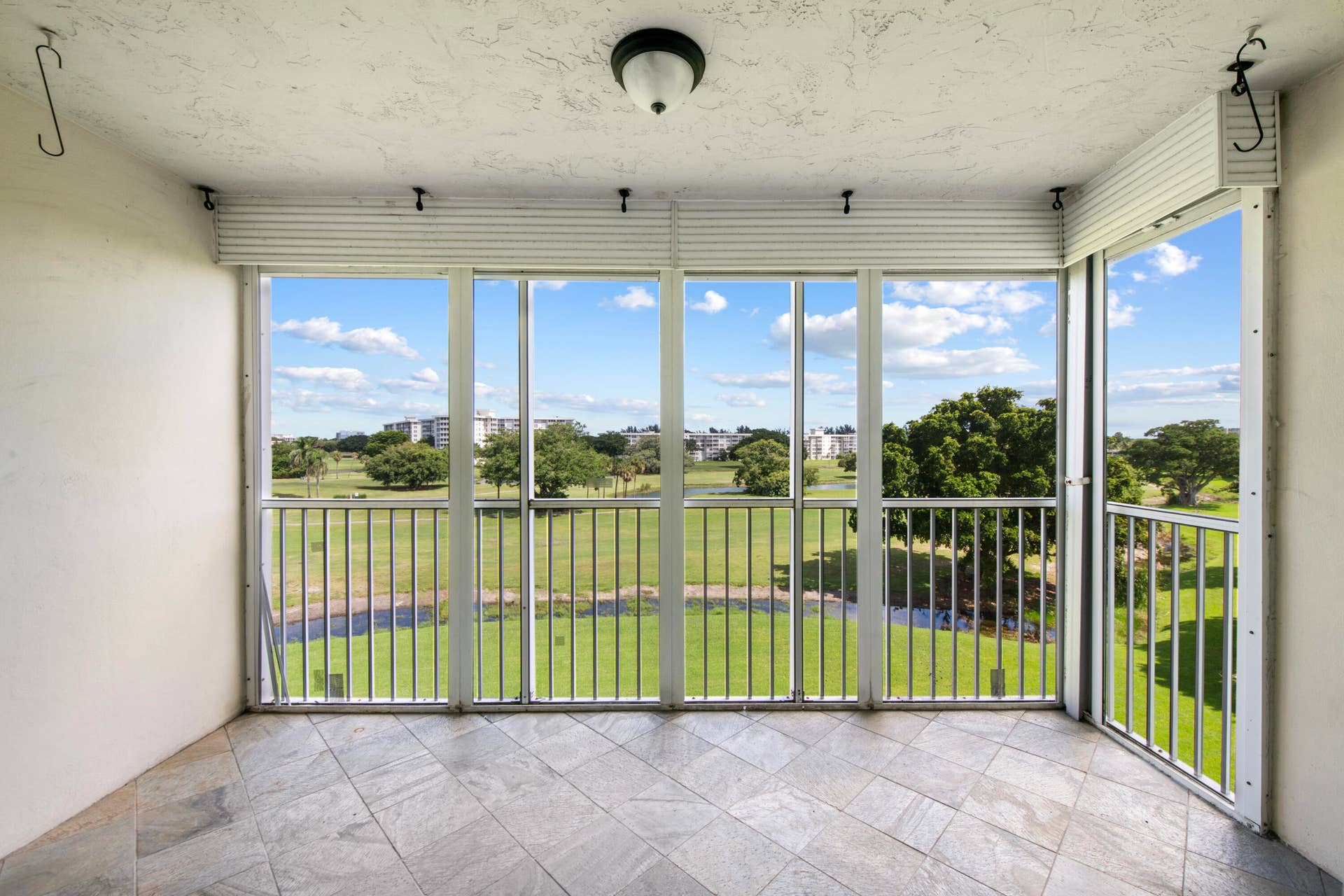 2851 S PALM AIRE Drive, #503, Pompano Beach, FL 33069 DSC_9140
