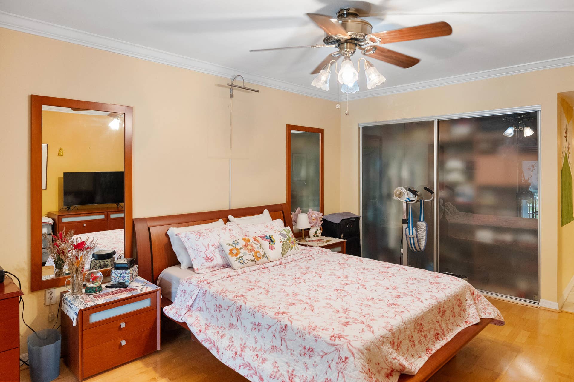 6555 W BROWARD Boulevard, #403, Plantation, FL 33317 Master bedroom