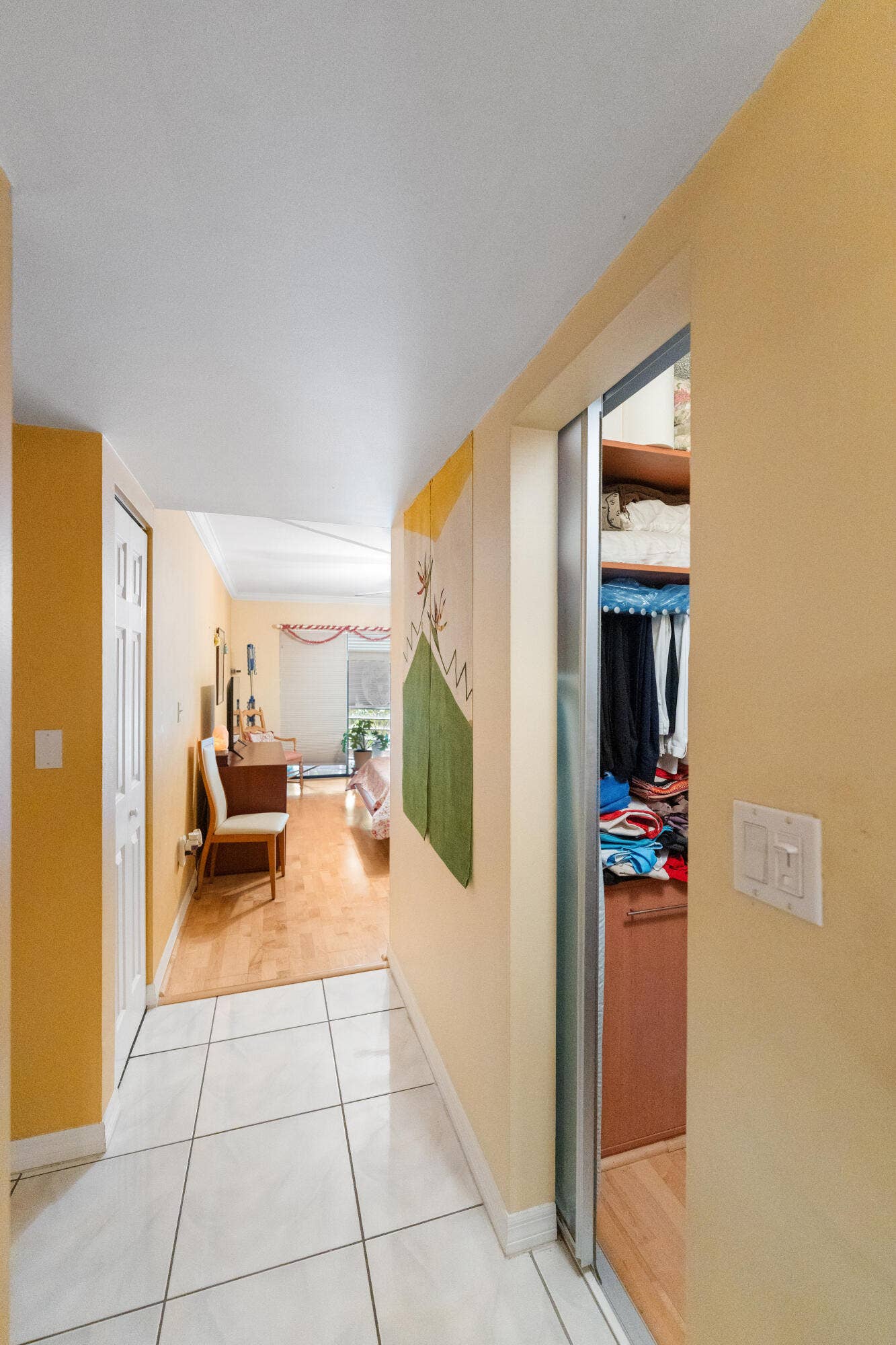 6555 W BROWARD Boulevard, #403, Plantation, FL 33317 Hallway